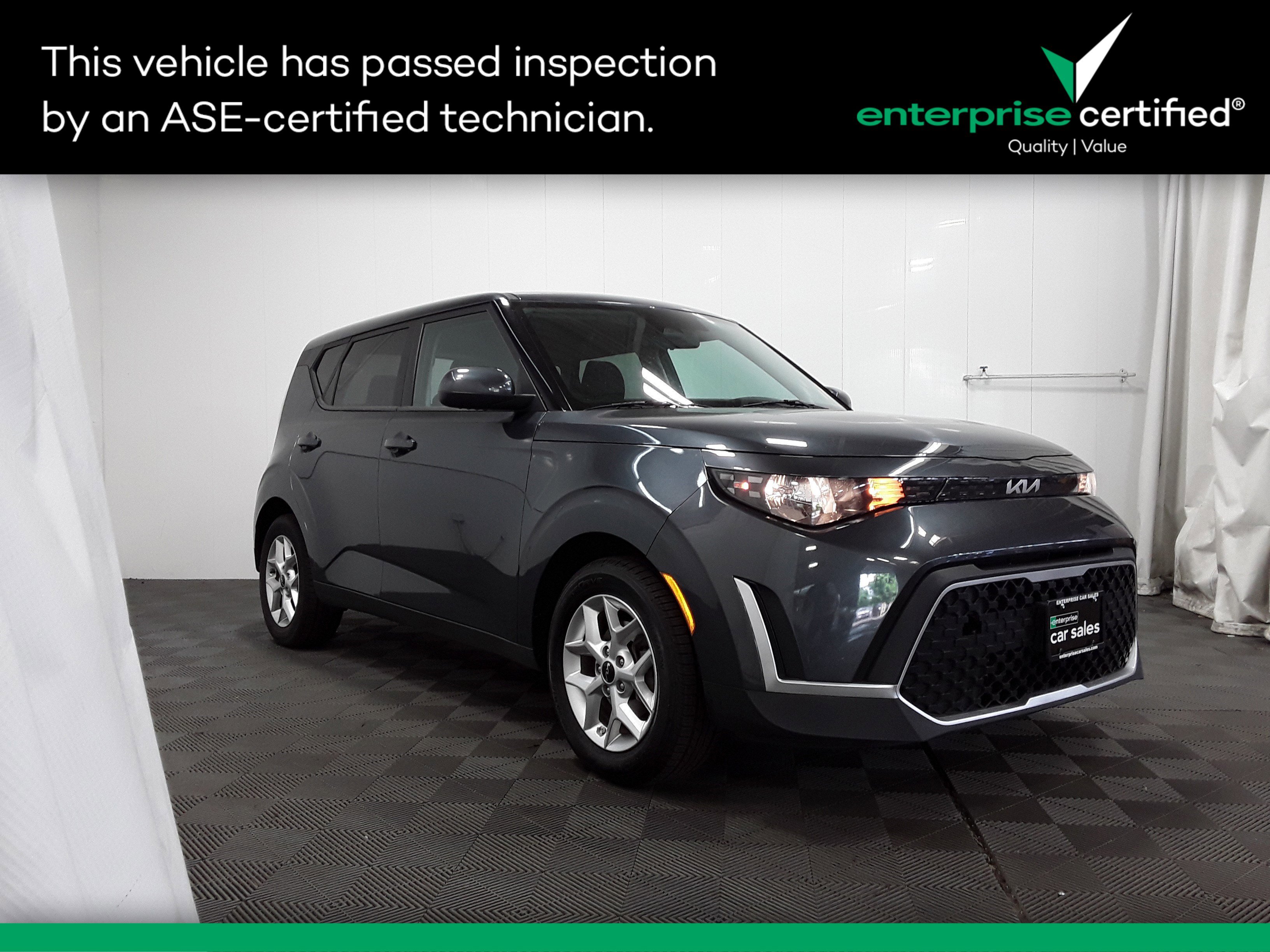 2023 Kia Soul LX IVT