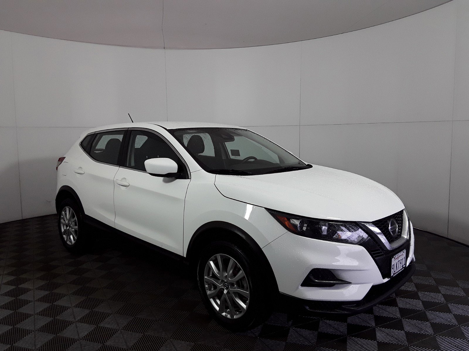 2022 Nissan Rogue Sport FWD S