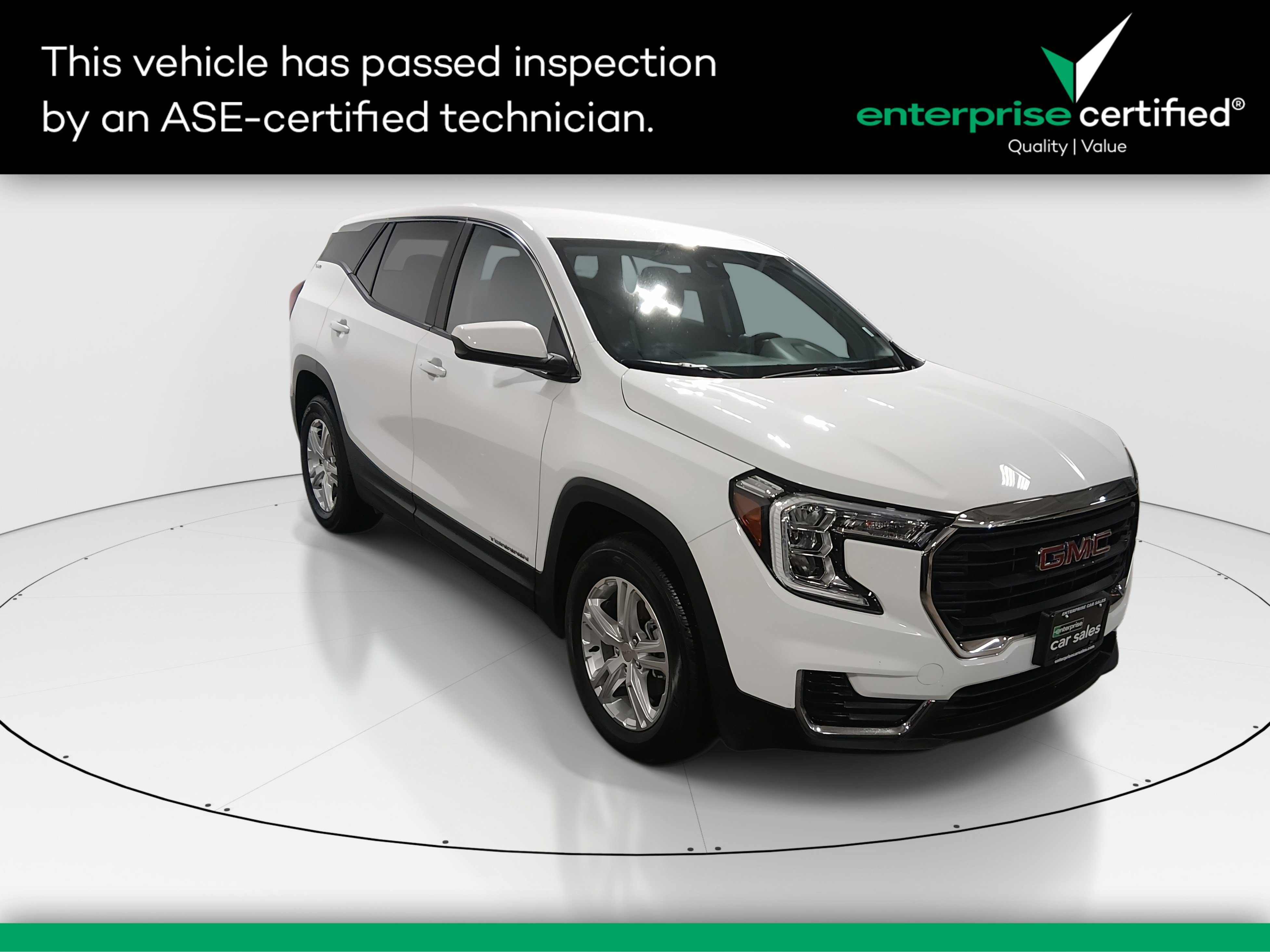 2024 GMC Terrain SLE's photo