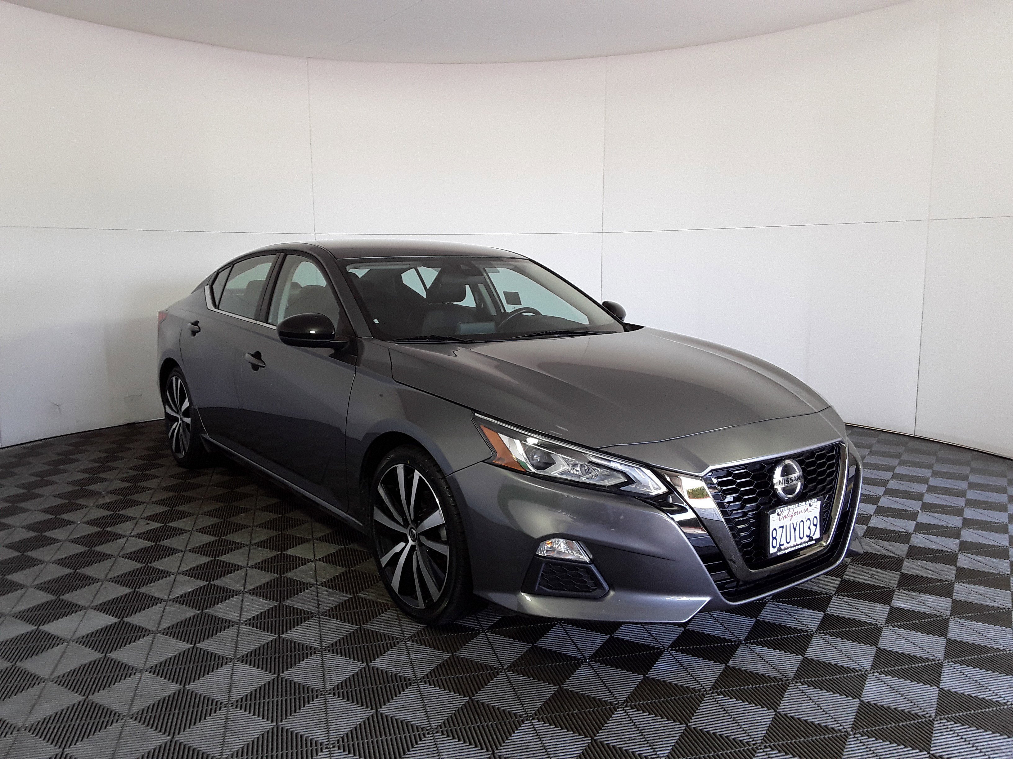 2022 Nissan Altima SR