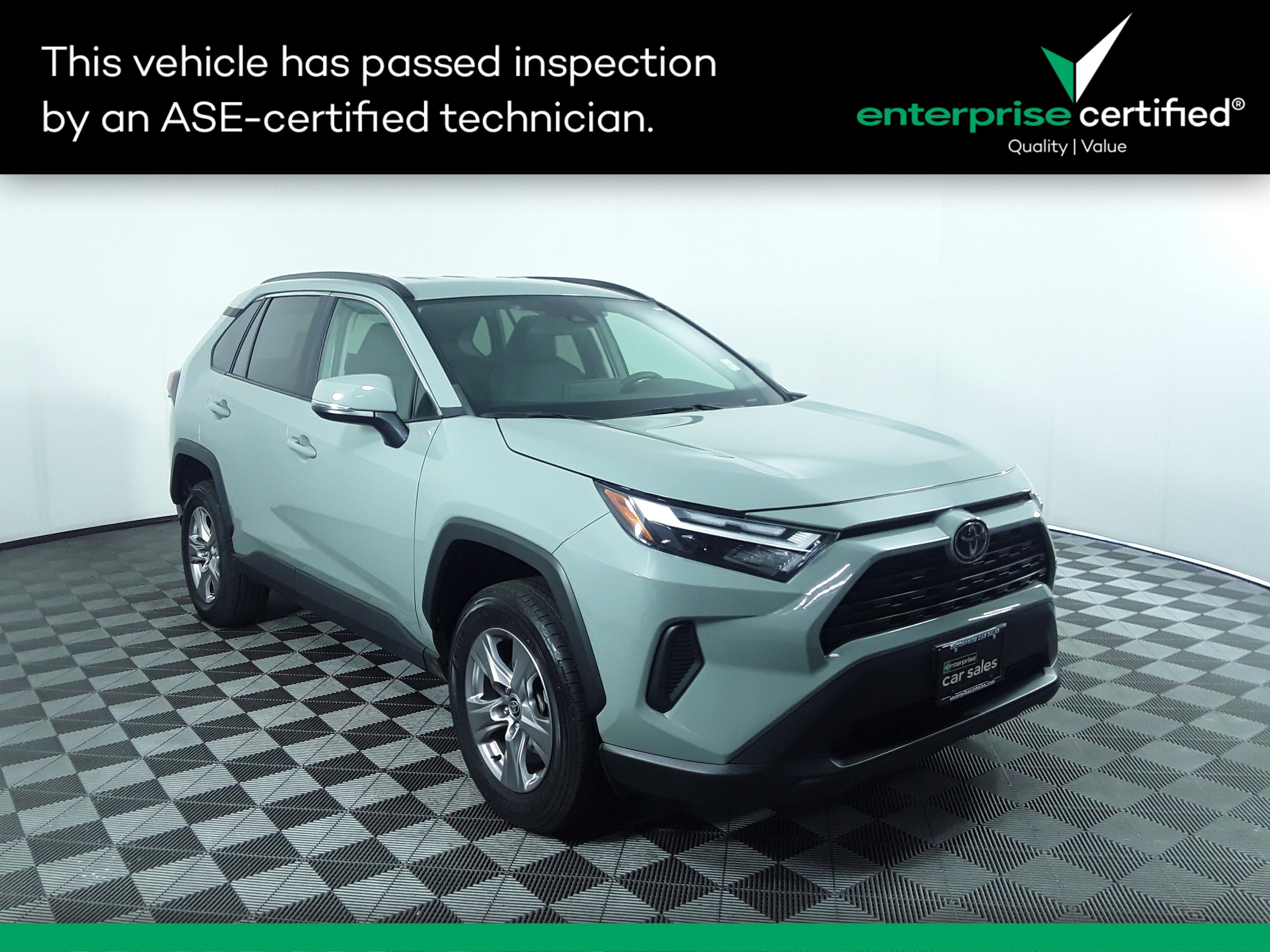 2023 Toyota RAV4 XLE FWD