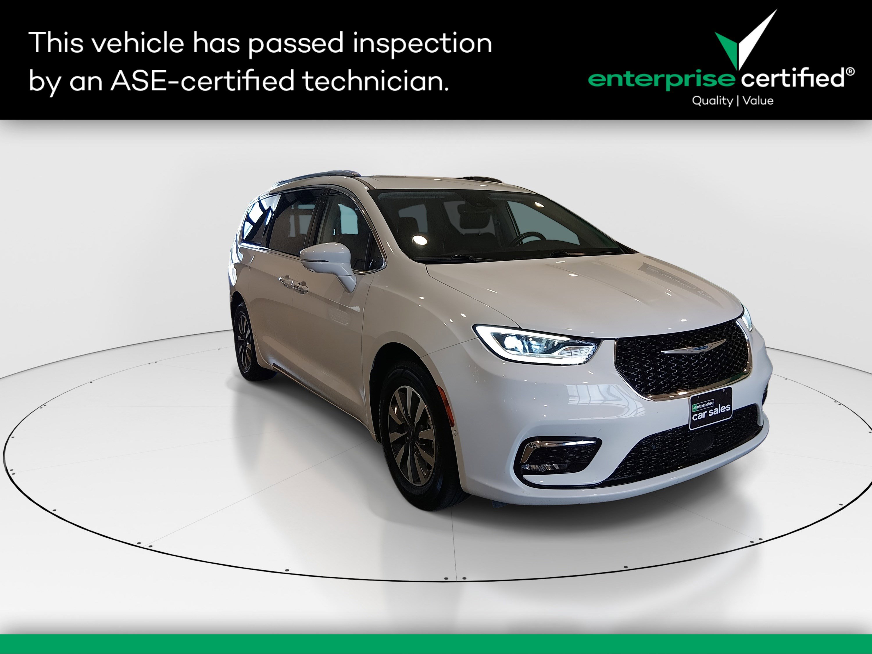 2021 Chrysler Pacifica Hybrid Touring L's photo