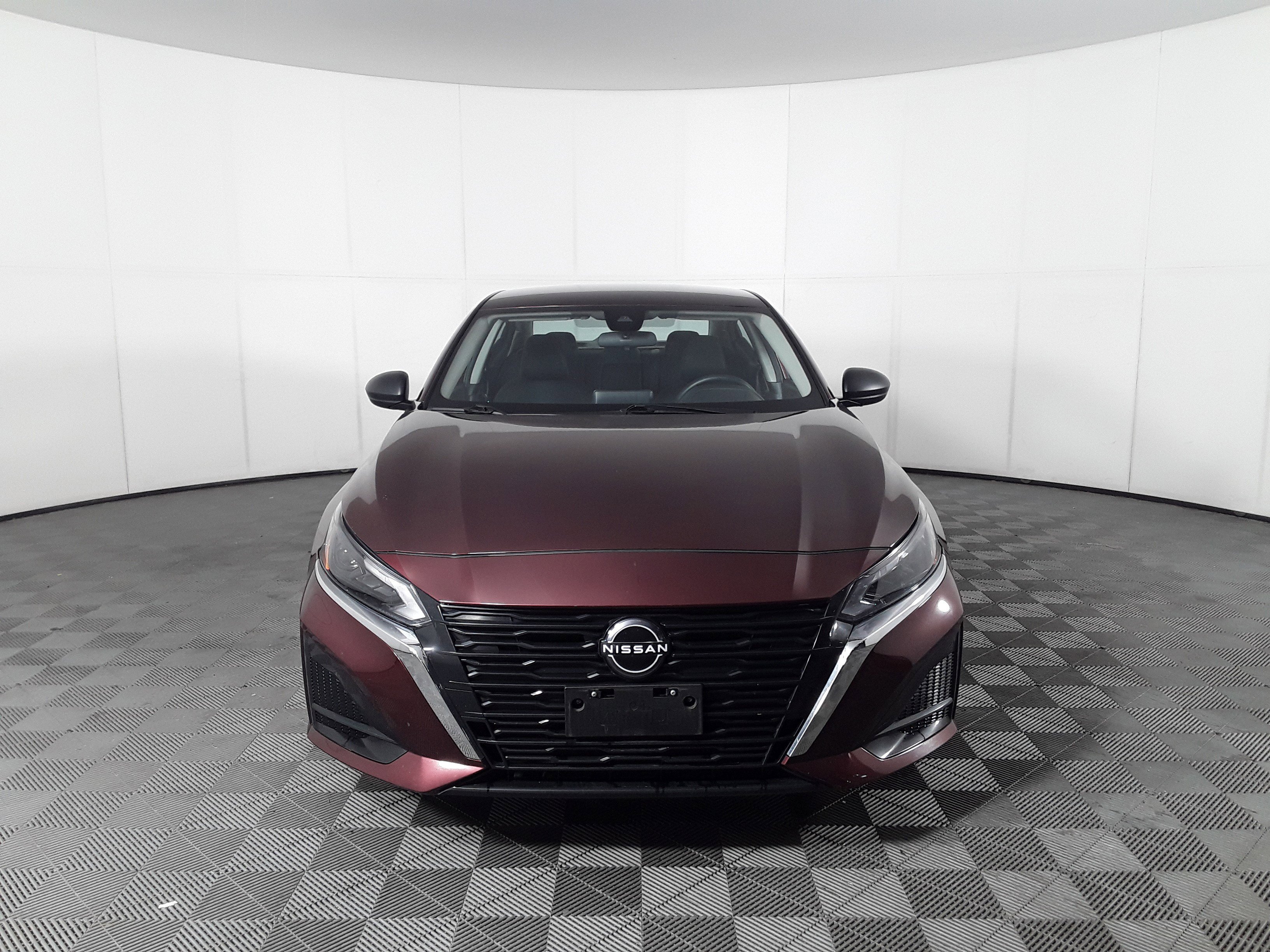 Image of Used 2024 Nissan Altima 2.5 SV Sedan