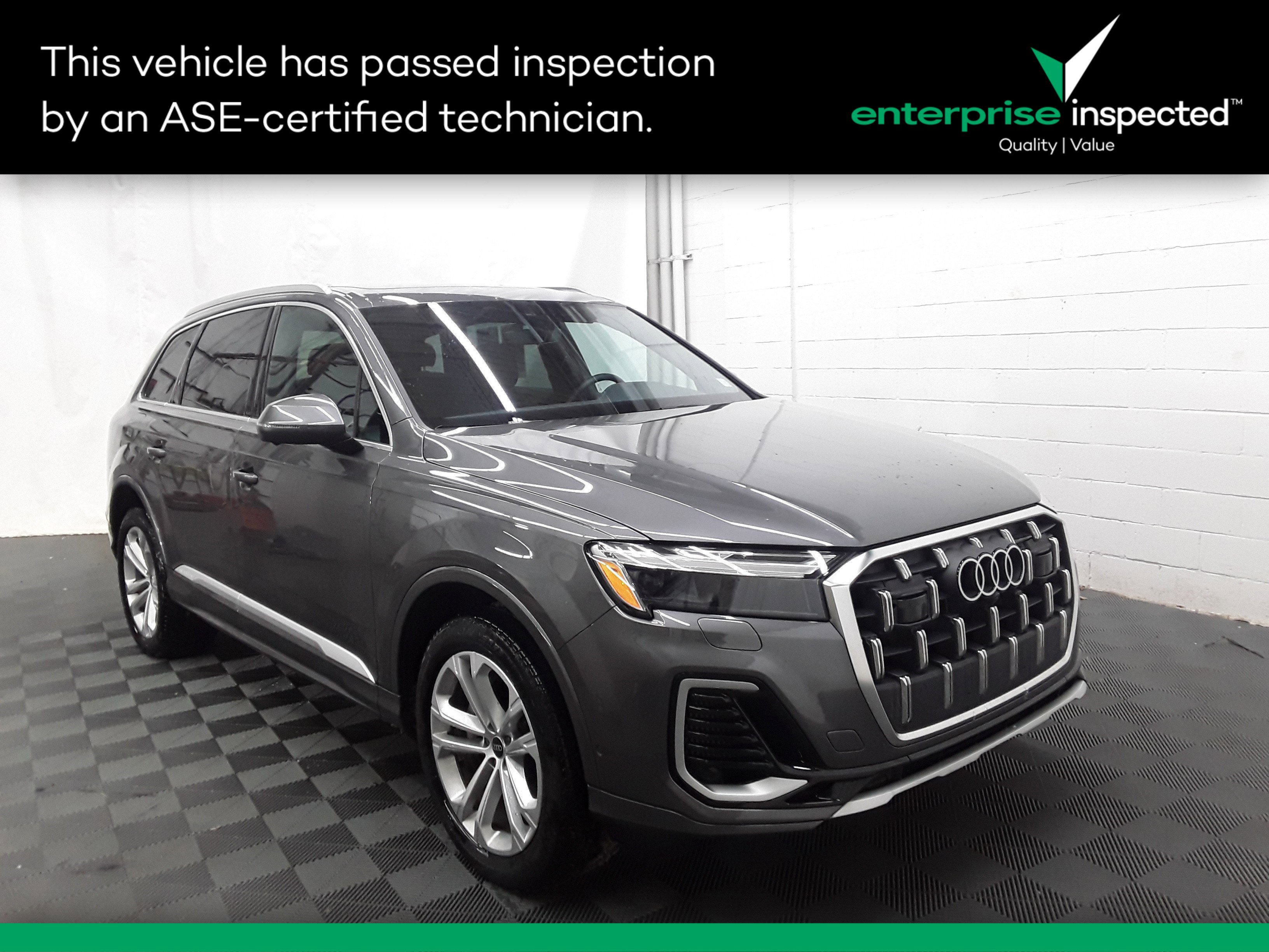 2025 Audi Q7 Premium Plus's photo