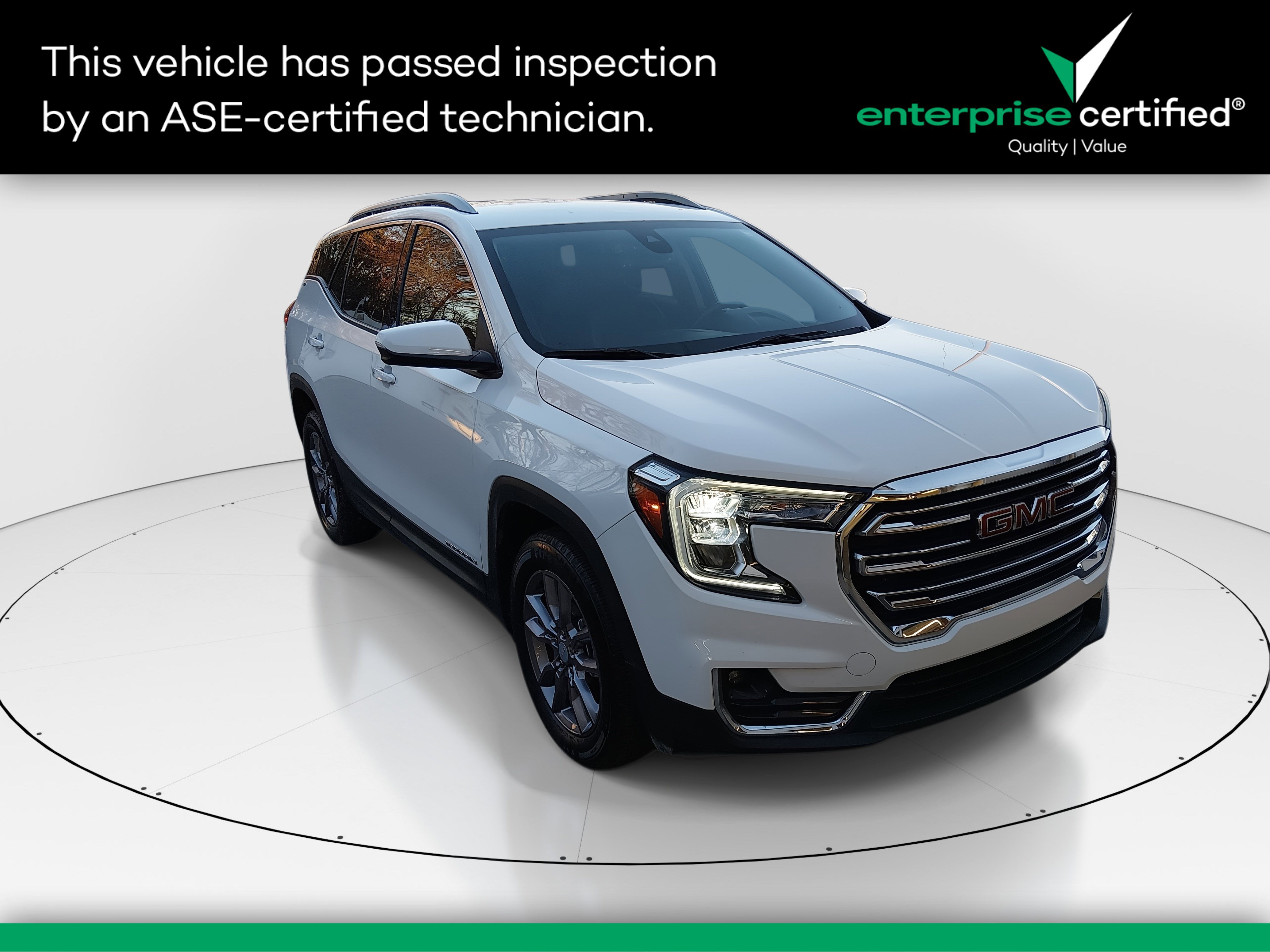 2023 GMC Terrain SLT's photo