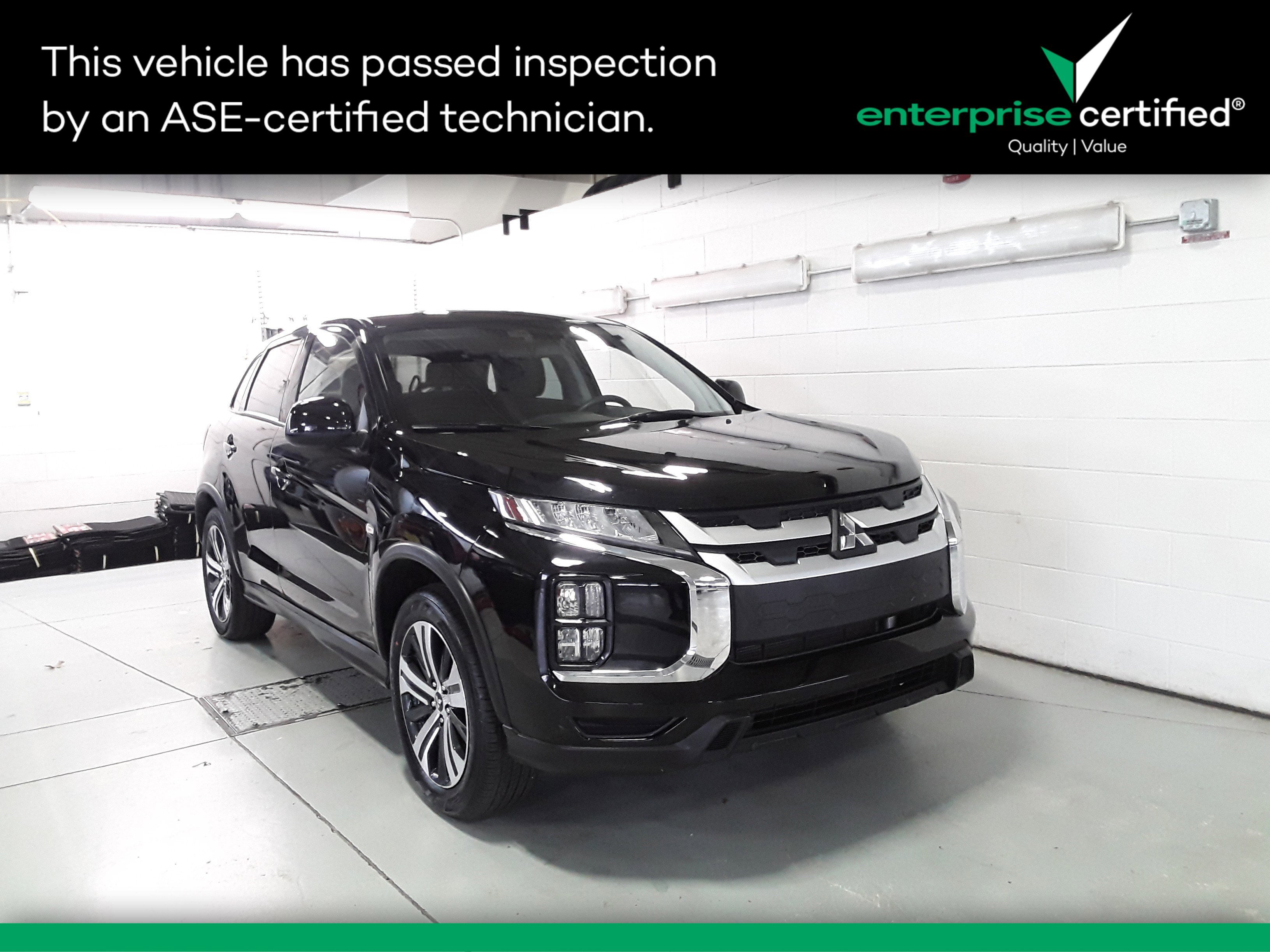 2024 Mitsubishi Outlander Sport ES's photo