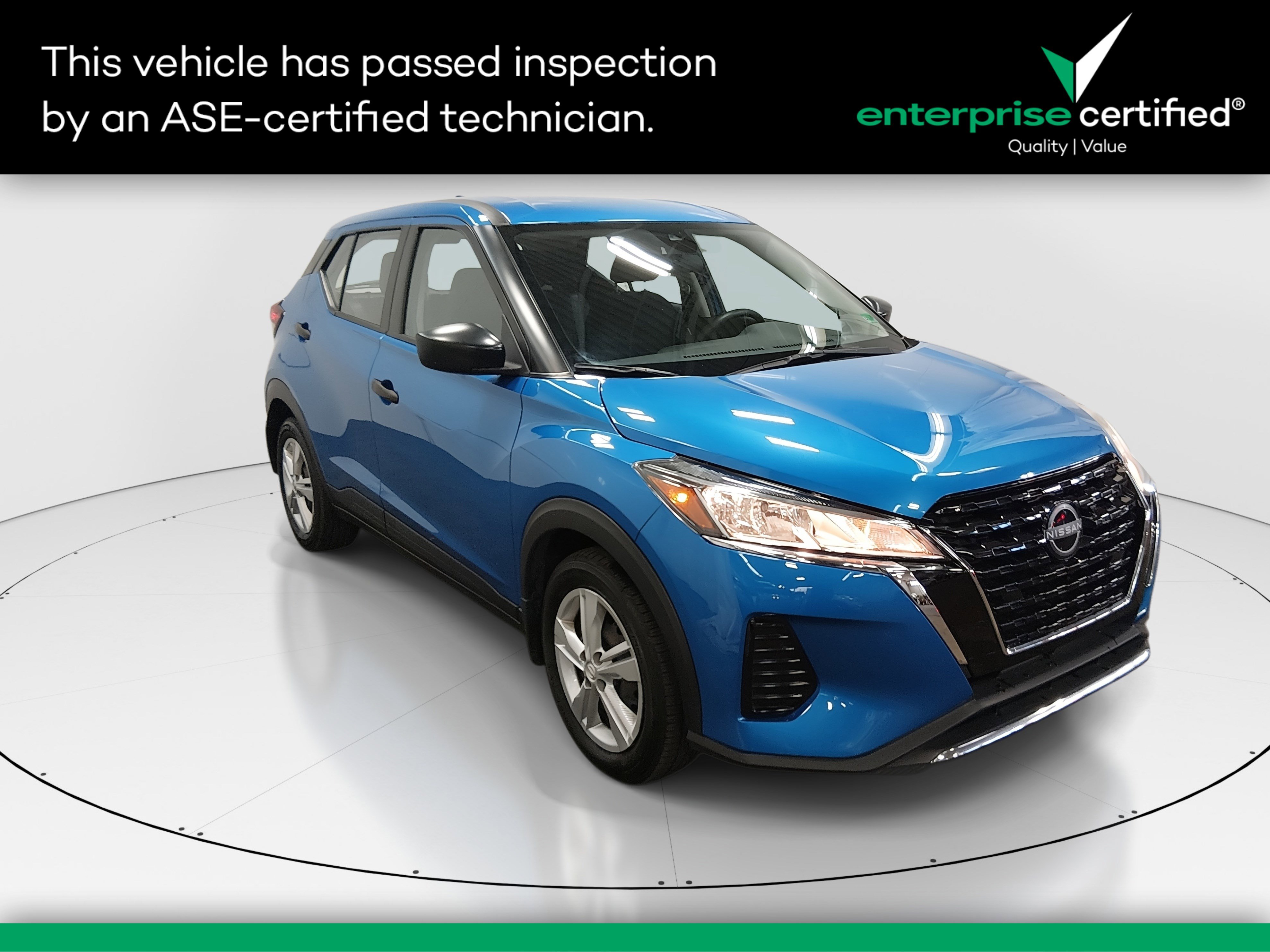 2023 Nissan Kicks S's photo