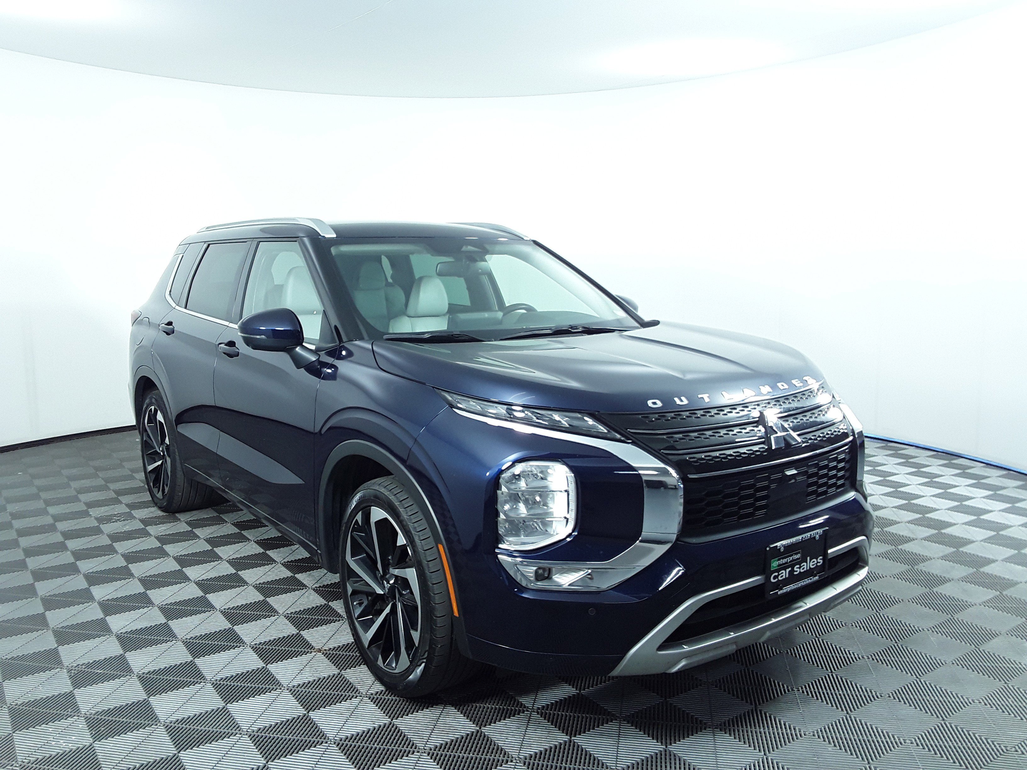 2023 Mitsubishi Outlander SEL FWD