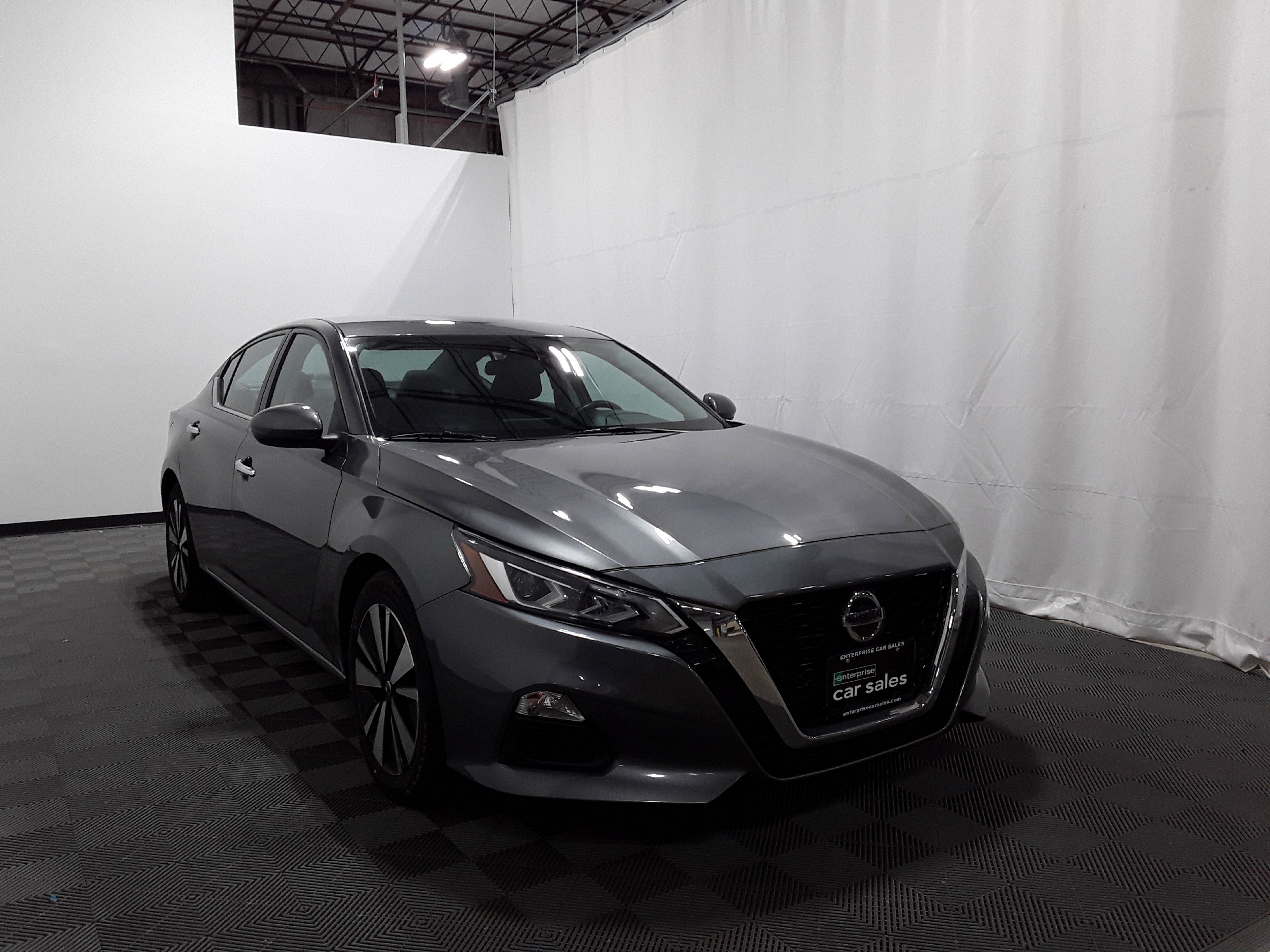 2022 Nissan Altima 2.5 SV Sedan