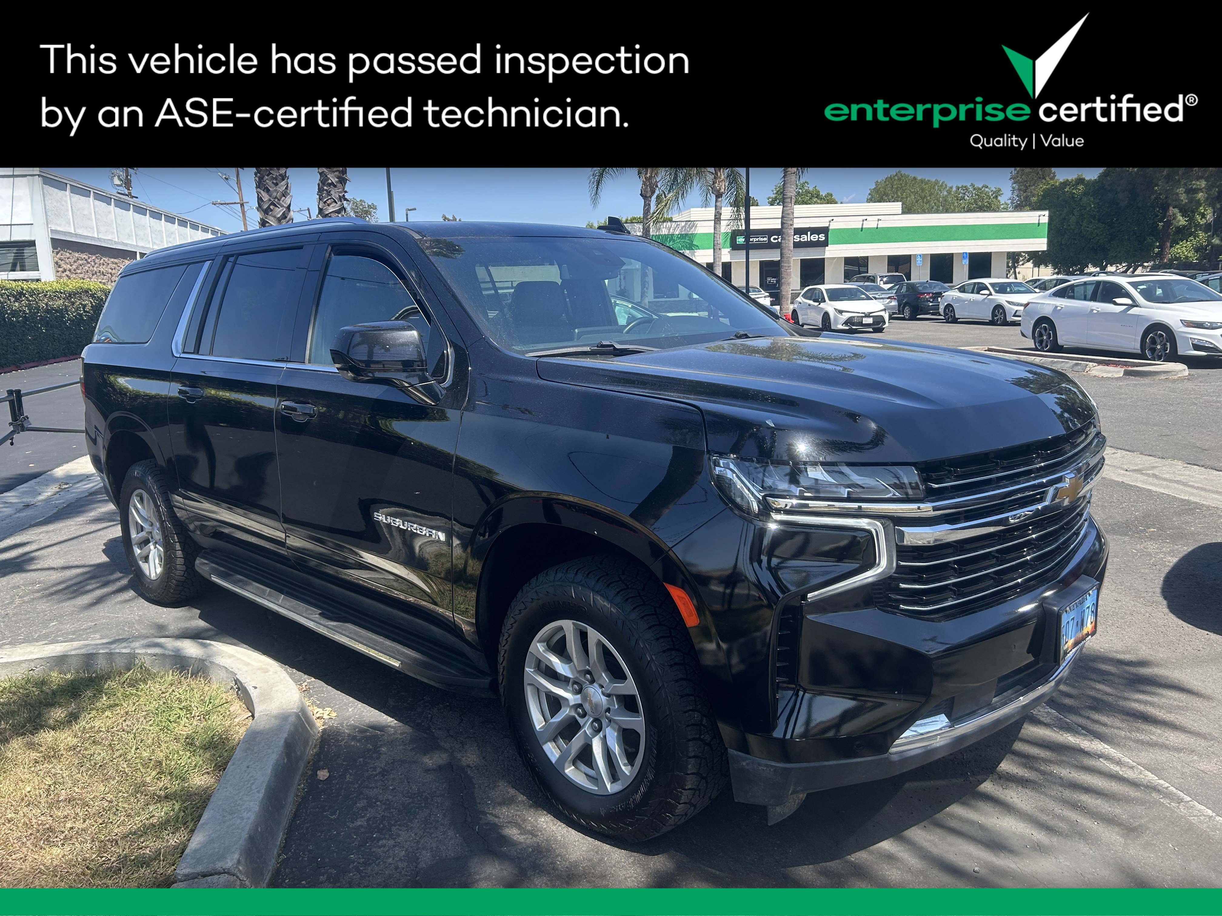2023 Chevrolet Suburban 4WD 4dr LT