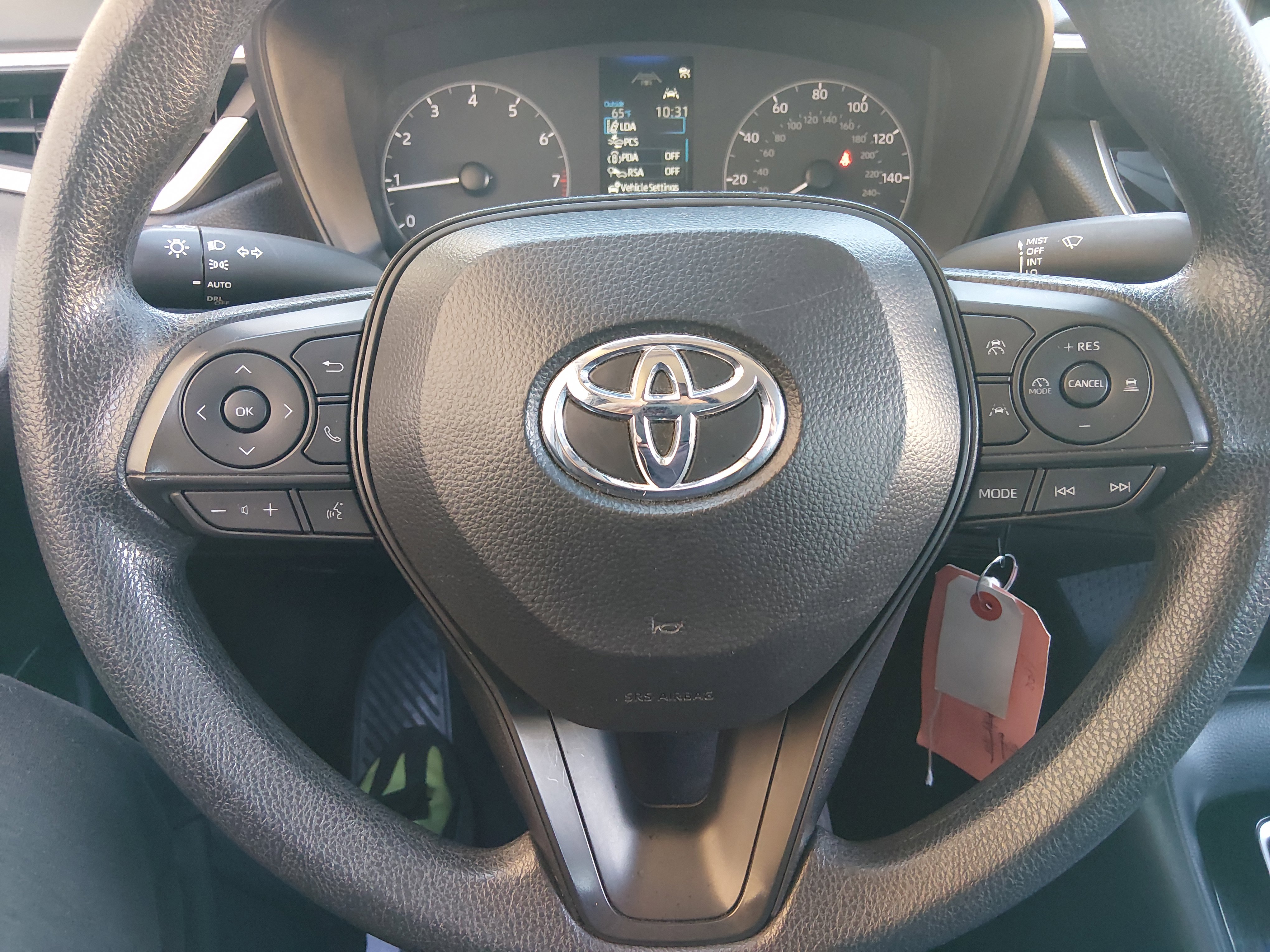 2024 Toyota Corolla LE - Photo 12