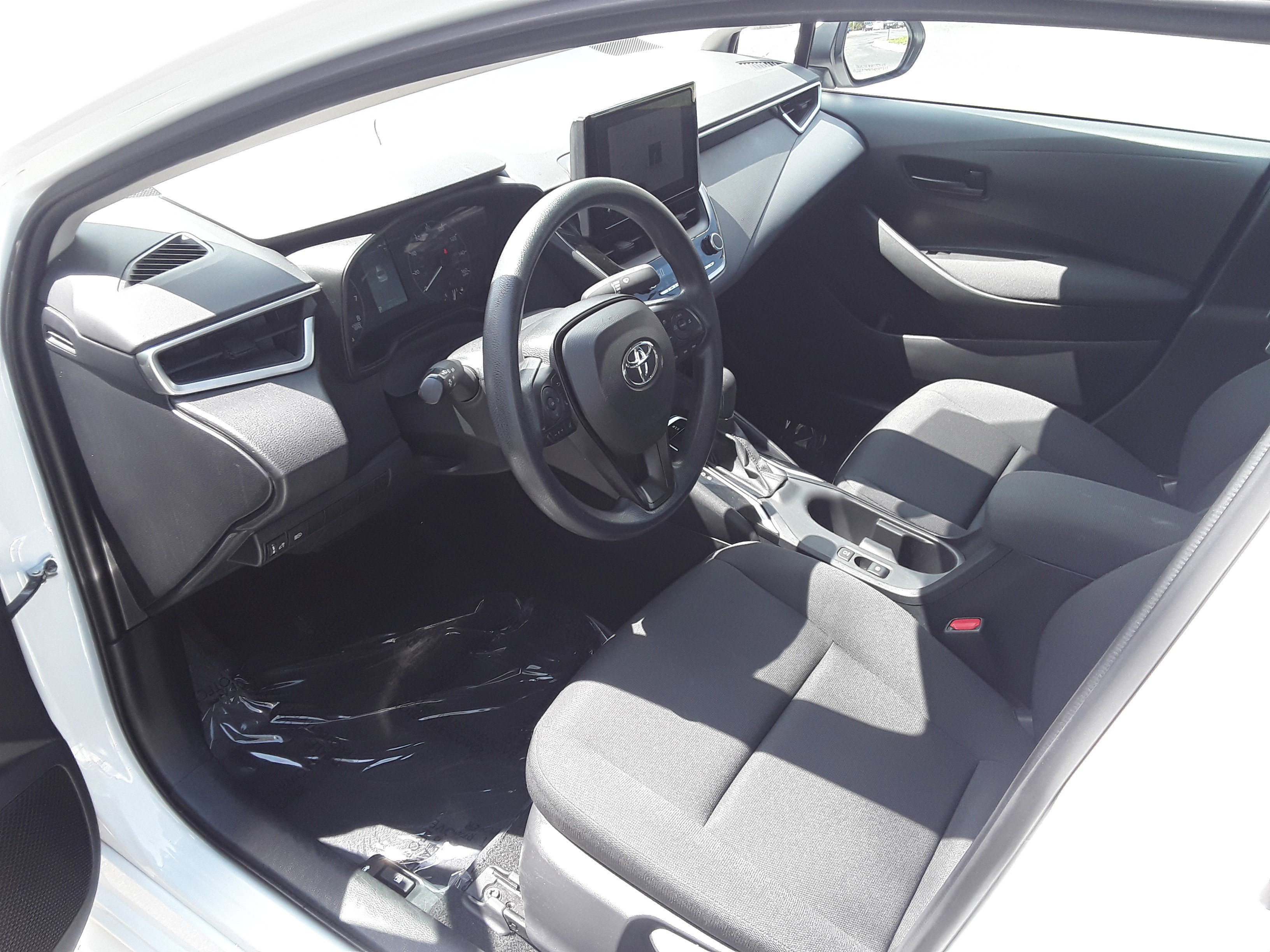 Image 10 of Used 2023 Toyota Corolla LE CVT