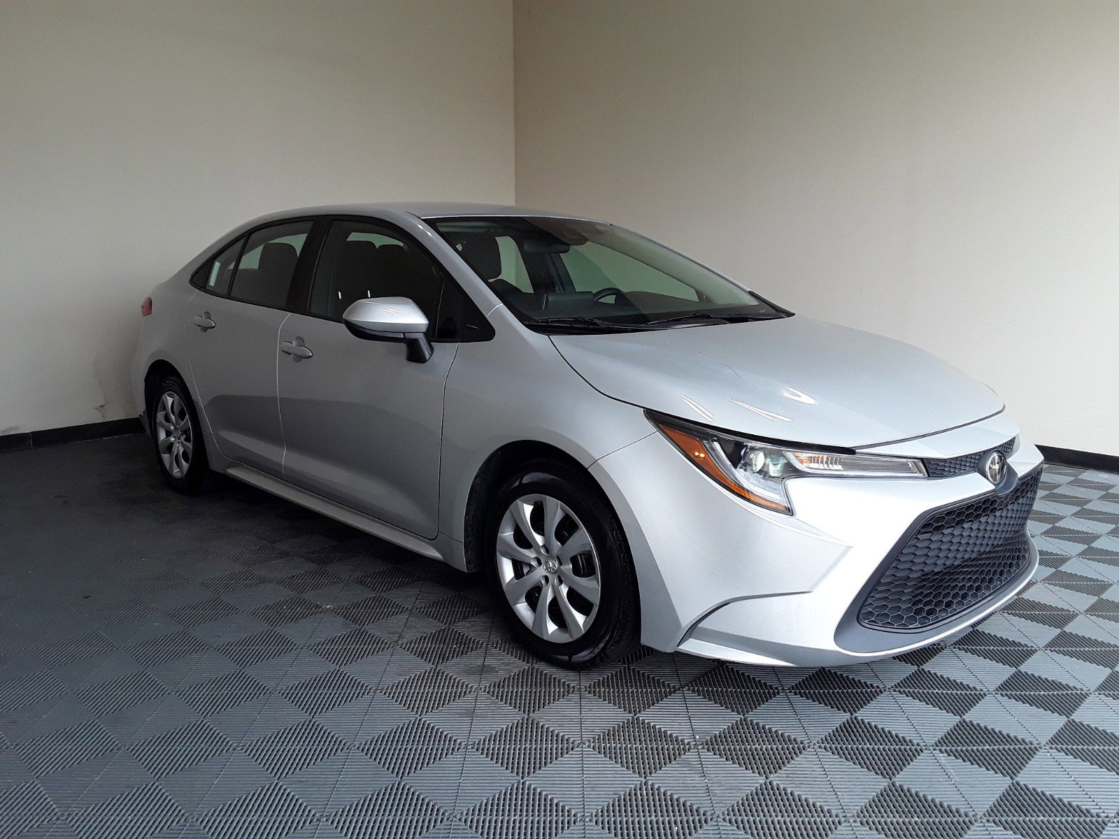 Used 2021 Toyota Corolla LE CVT