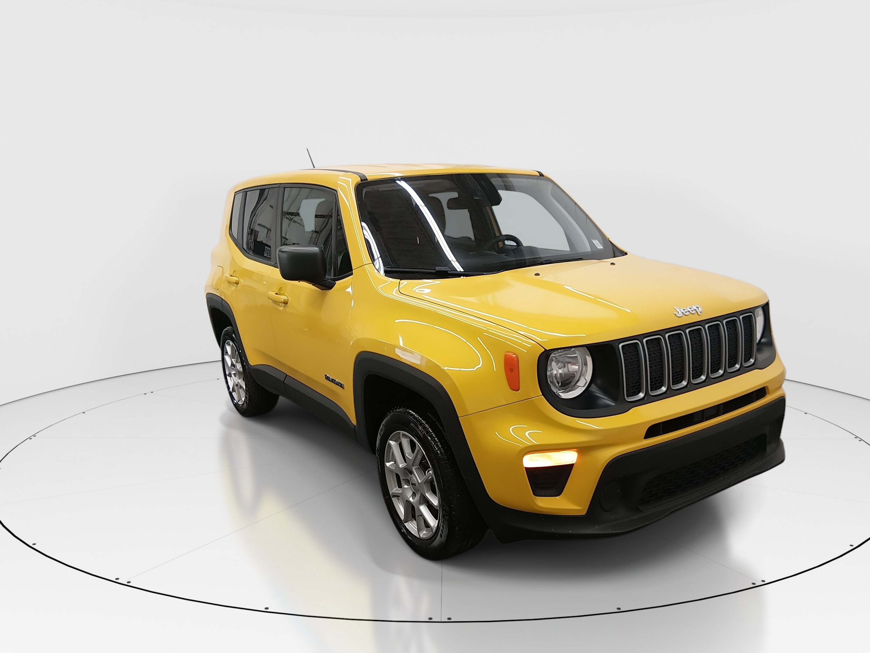 2023 Jeep Renegade Latitude's photo
