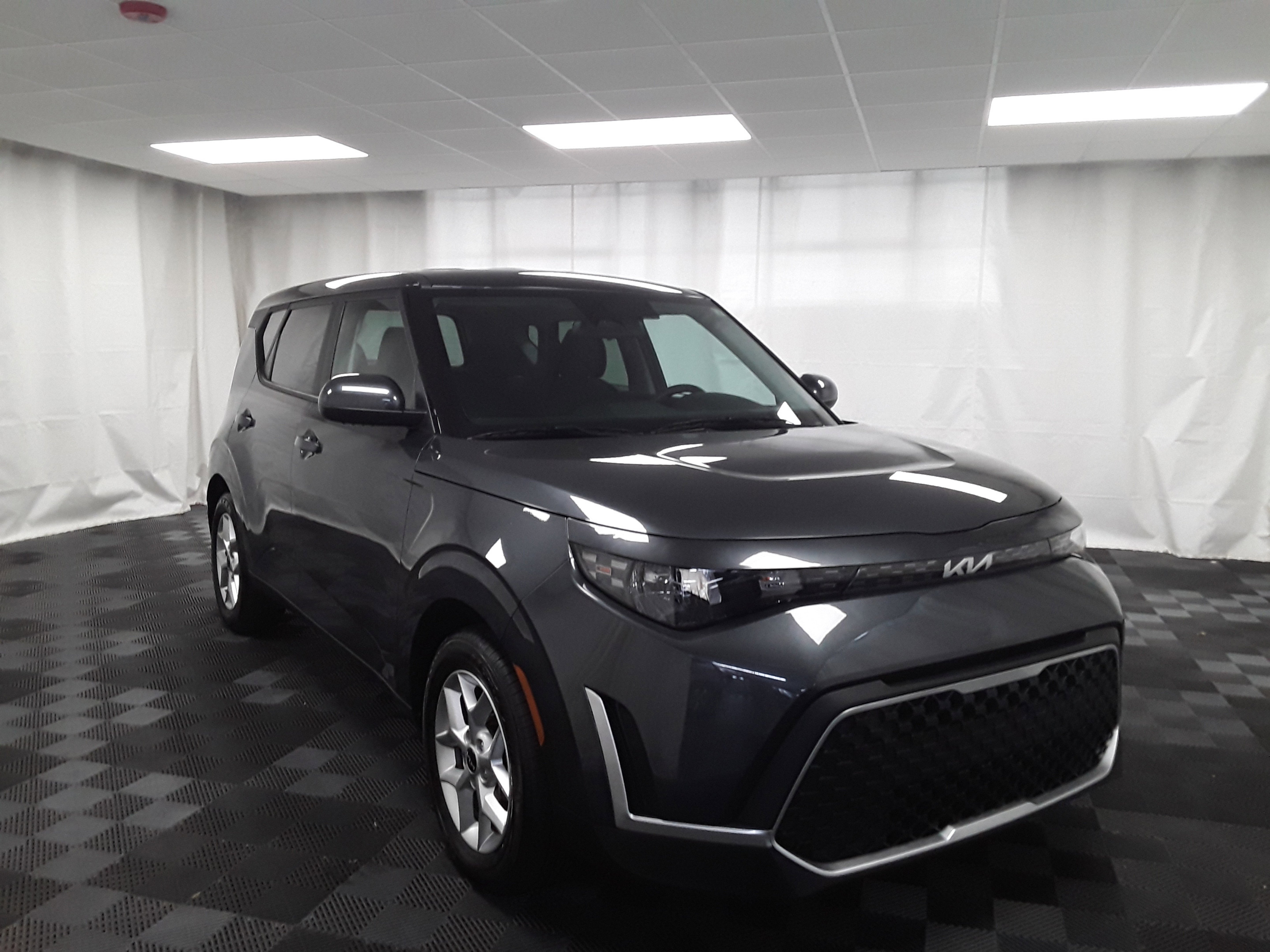 2024 Kia Soul LX IVT