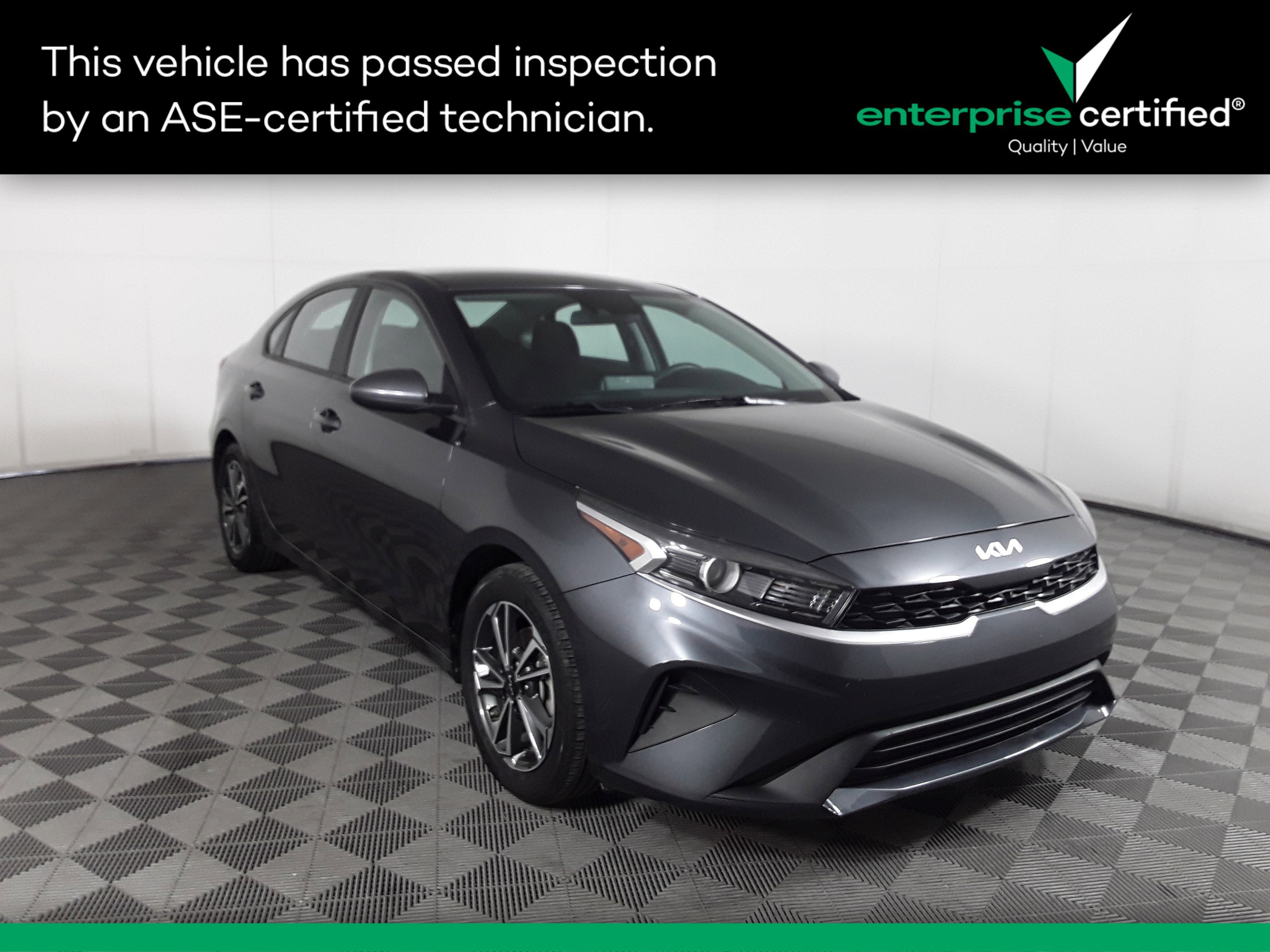 Used 2023 Kia Forte LXS IVT