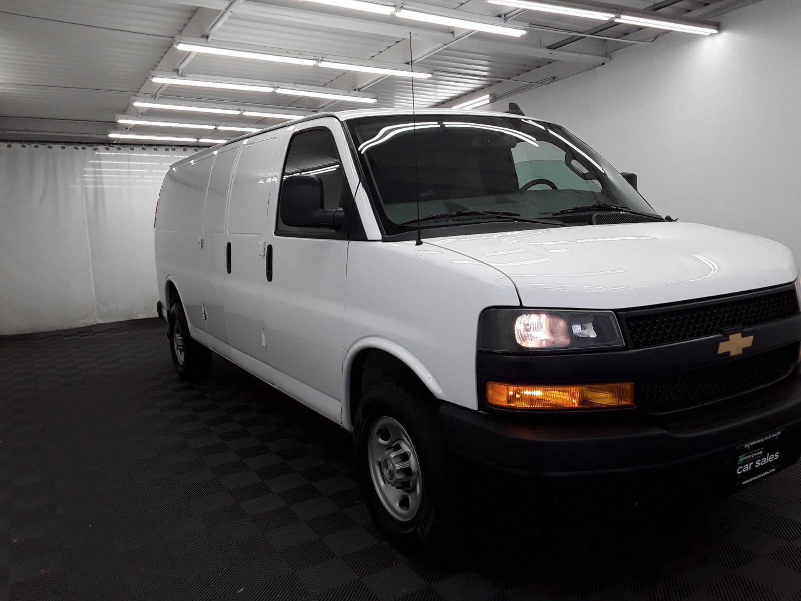 2022 Chevrolet Express Cargo Van RWD 2500 155