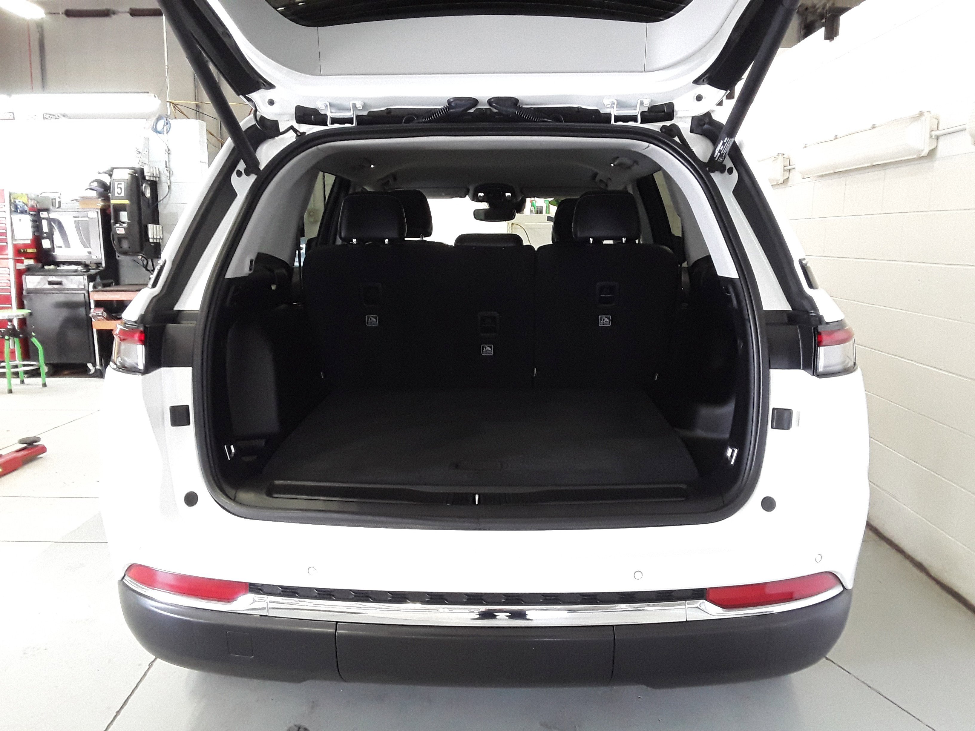 Image 7 of Used 2023 Jeep Grand Cherokee Limited 4x4