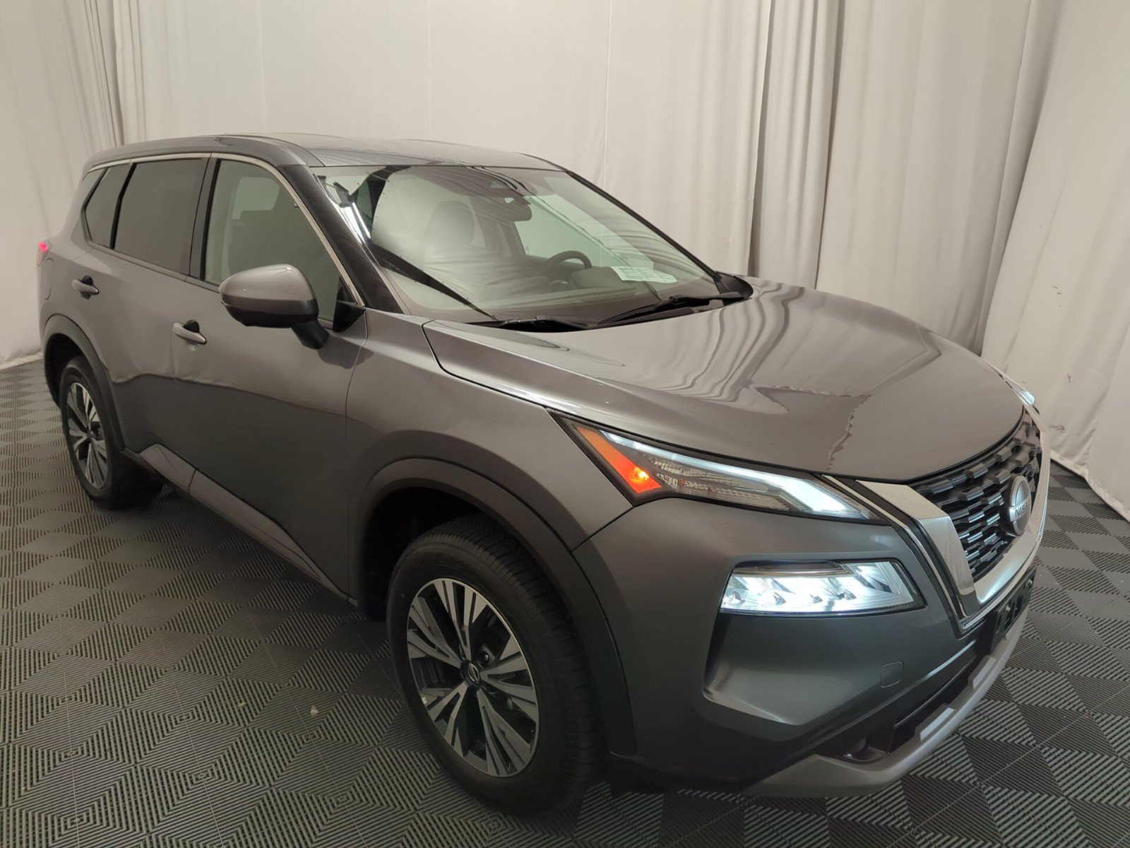 Used 2021 Nissan Rogue SV AWD