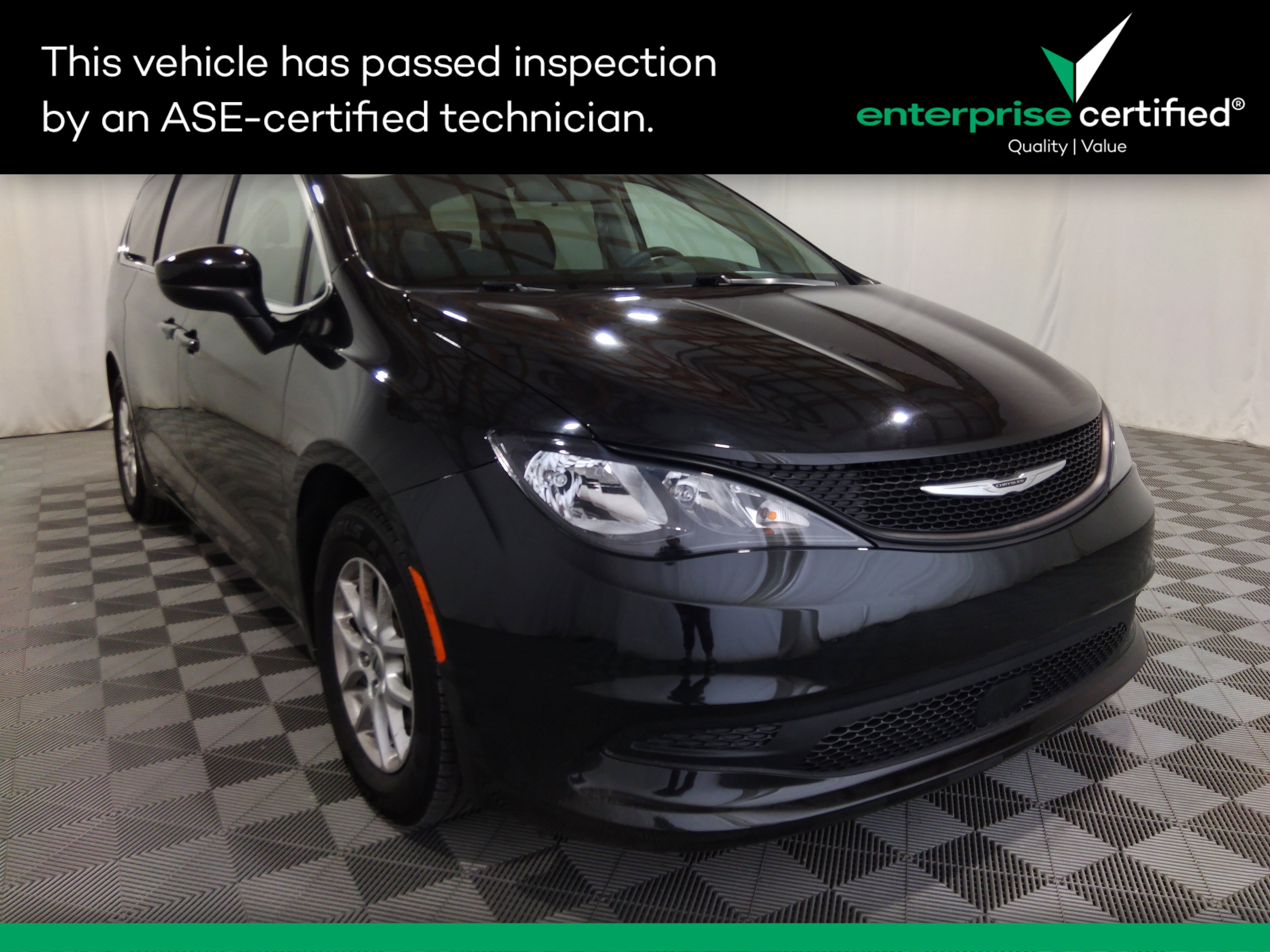 Used 2022 Chrysler Voyager LX FWD