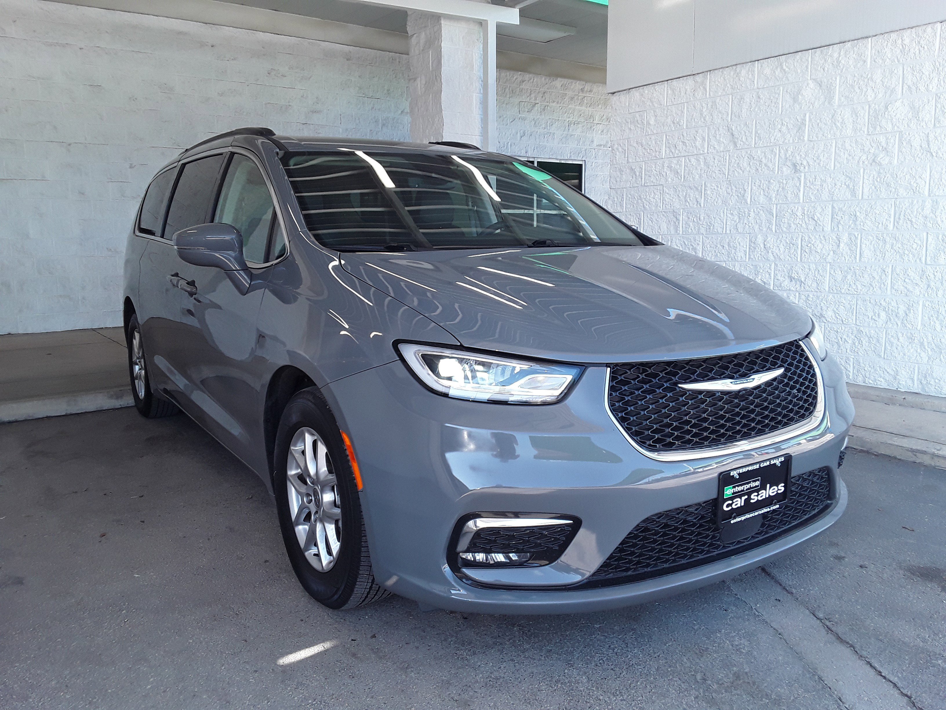 Used 2022 Chrysler Pacifica Touring L FWD