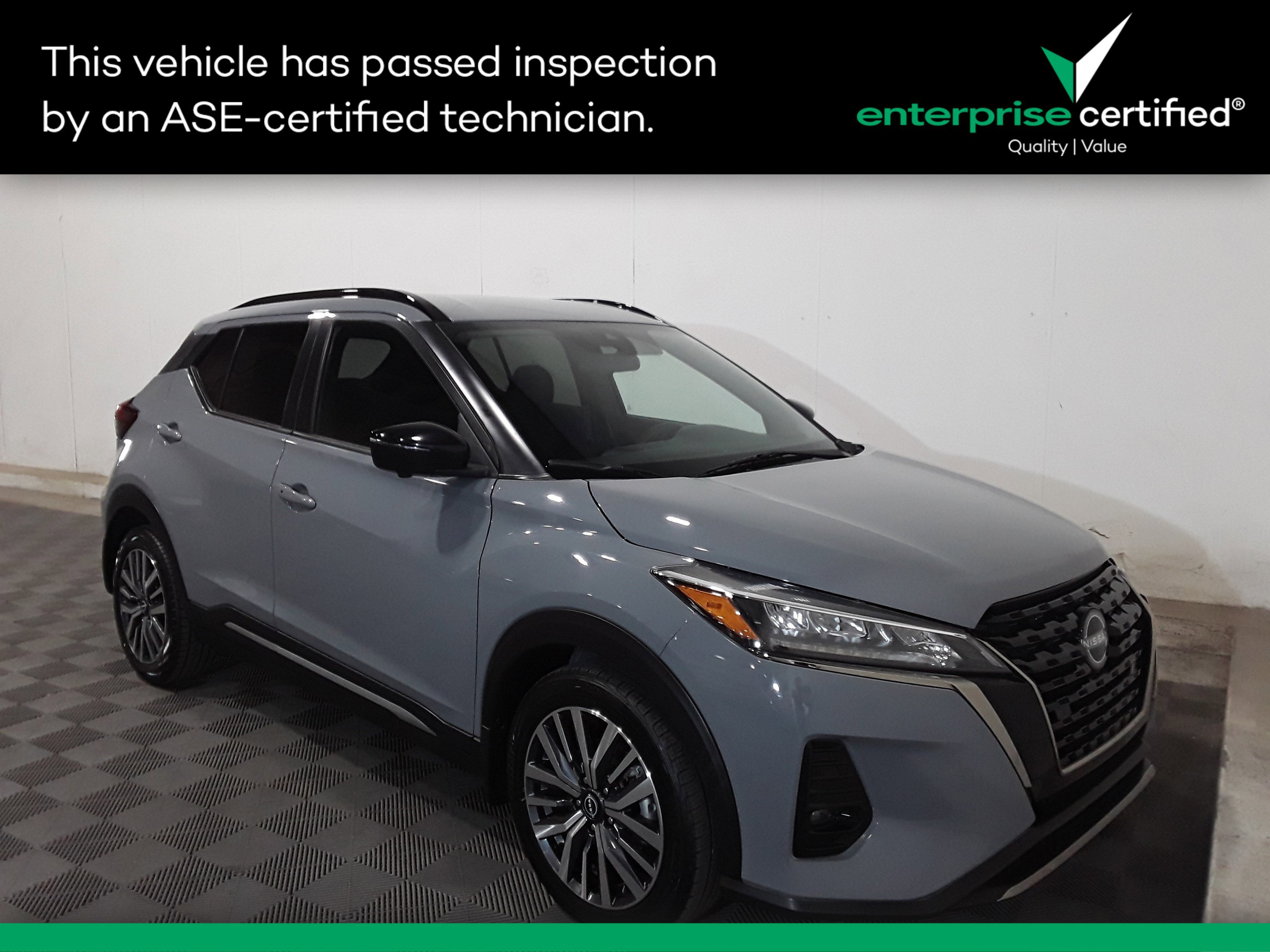 Used 2023 Nissan Kicks SR FWD
