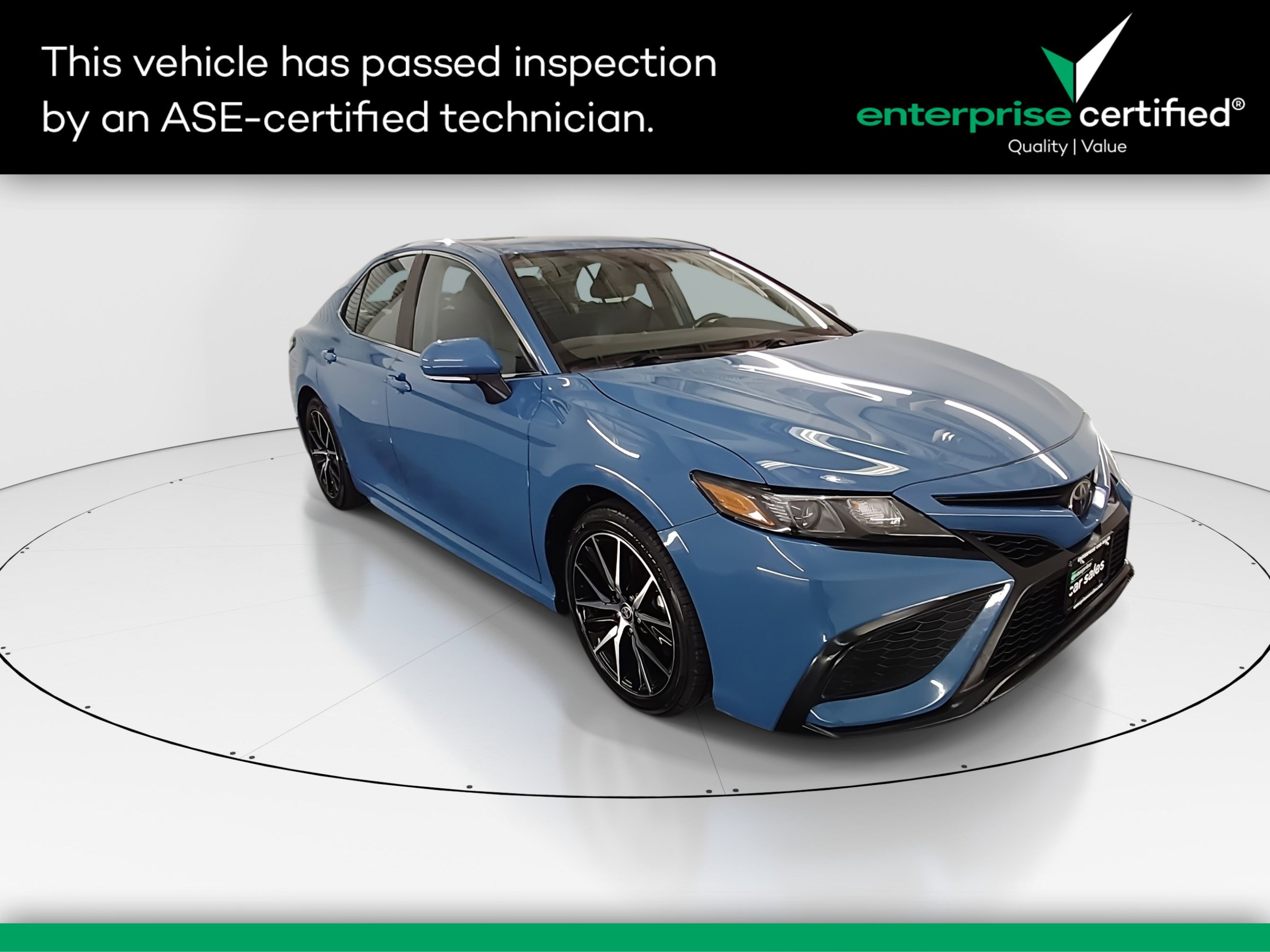 Used 2023 Toyota Camry SE Auto