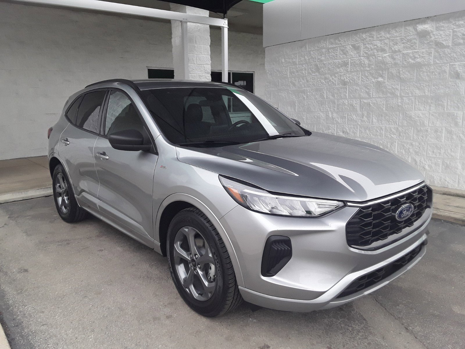 2023 Ford Escape ST-Line FWD