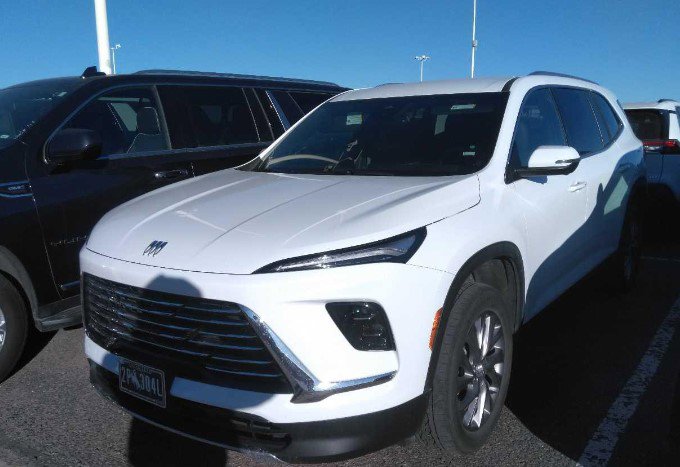 Used 2025 Buick Enclave 4dr Preferred