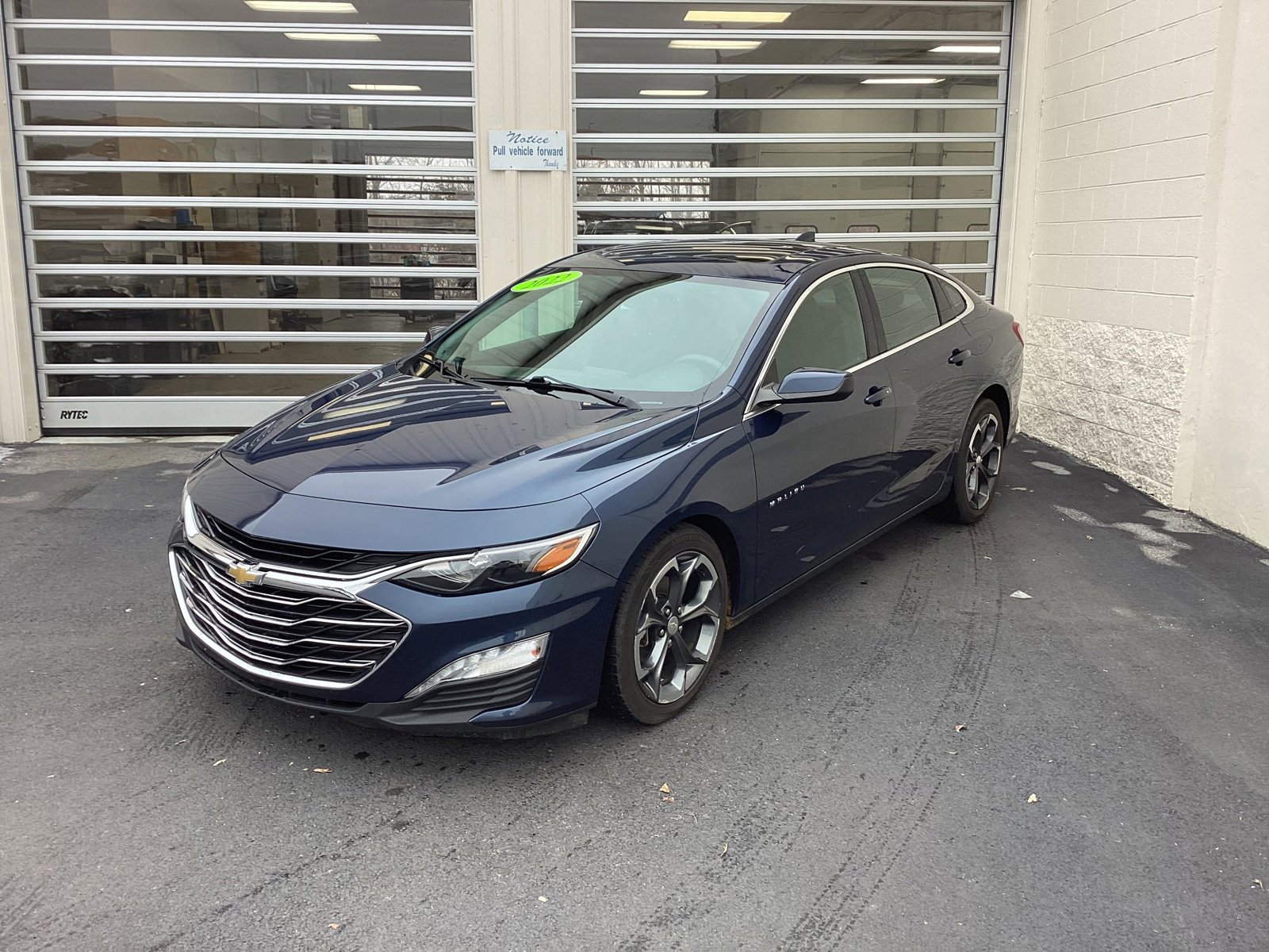 2022 Chevrolet Malibu 4dr Sdn LT