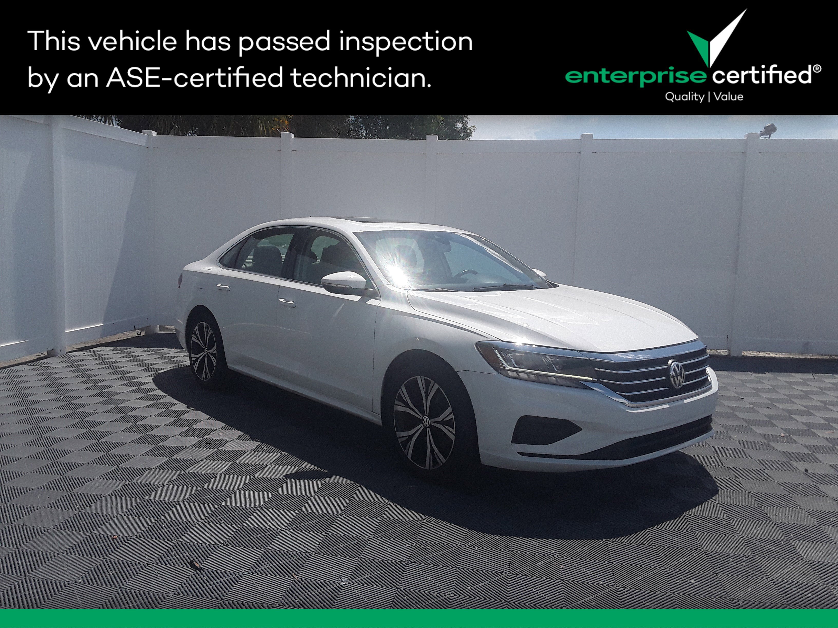 2022 Volkswagen Passat 2.0T SE Auto