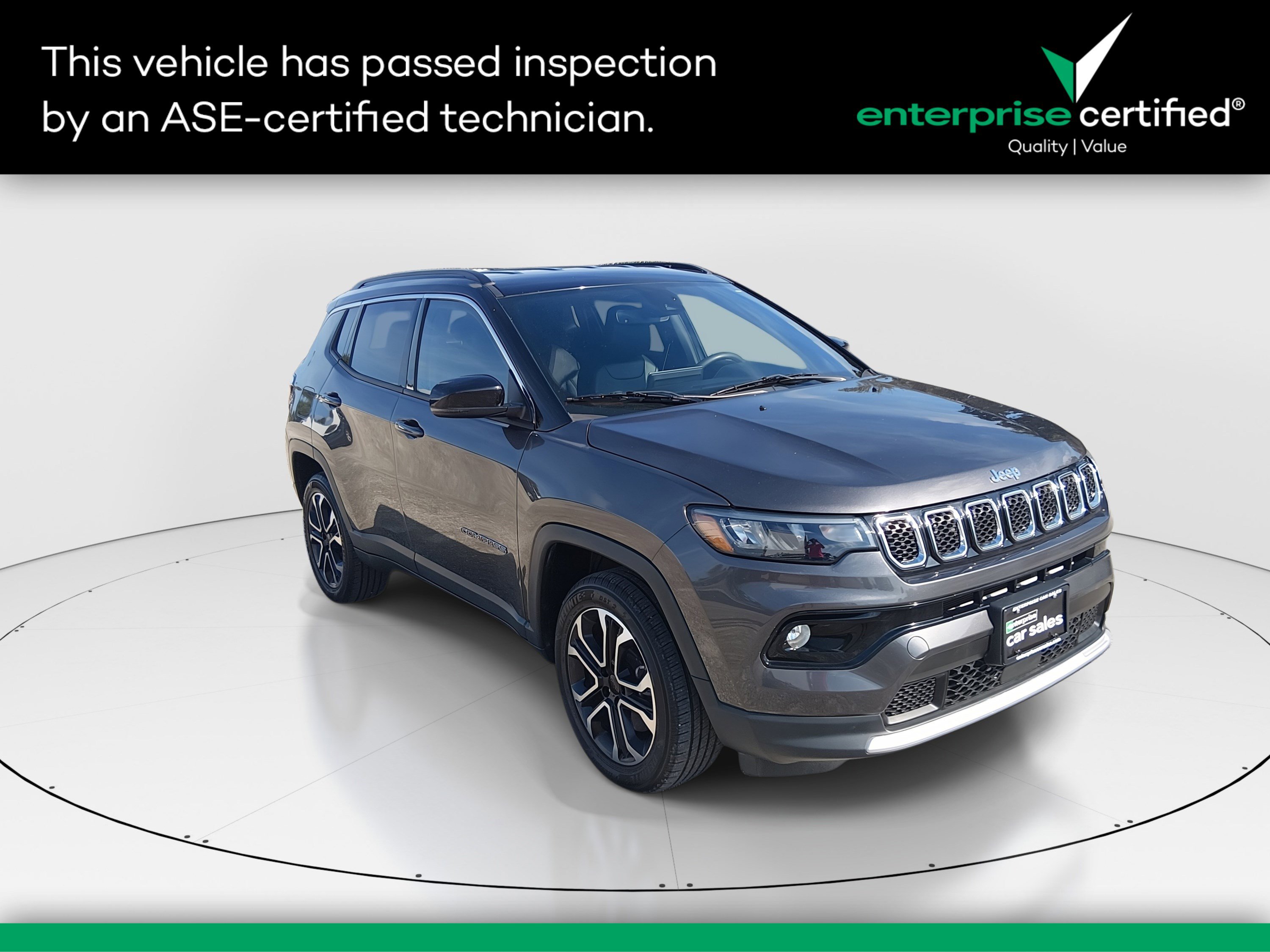 2023 Jeep Compass Limited's photo