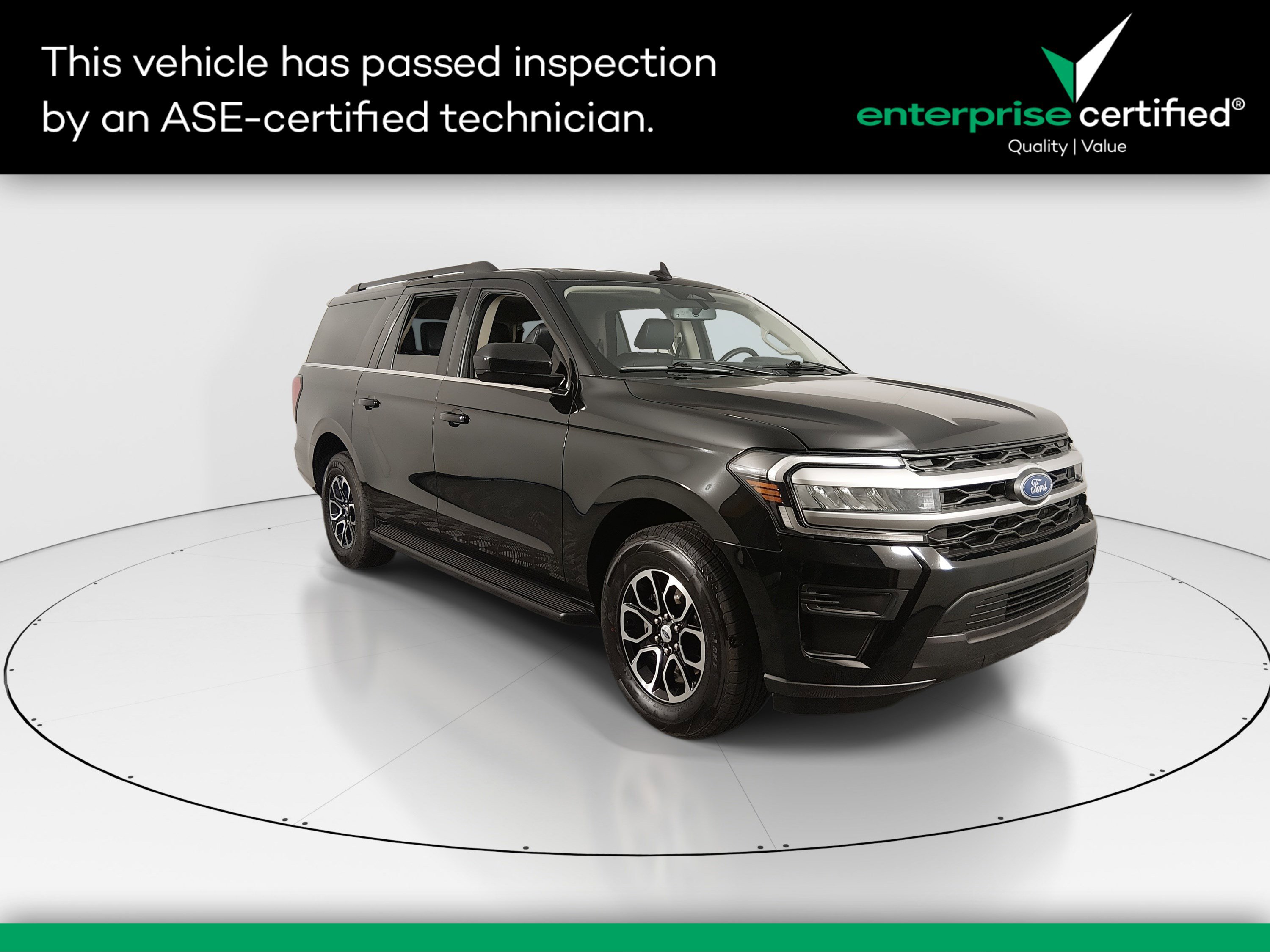 2024 Ford Expedition XLT's photo