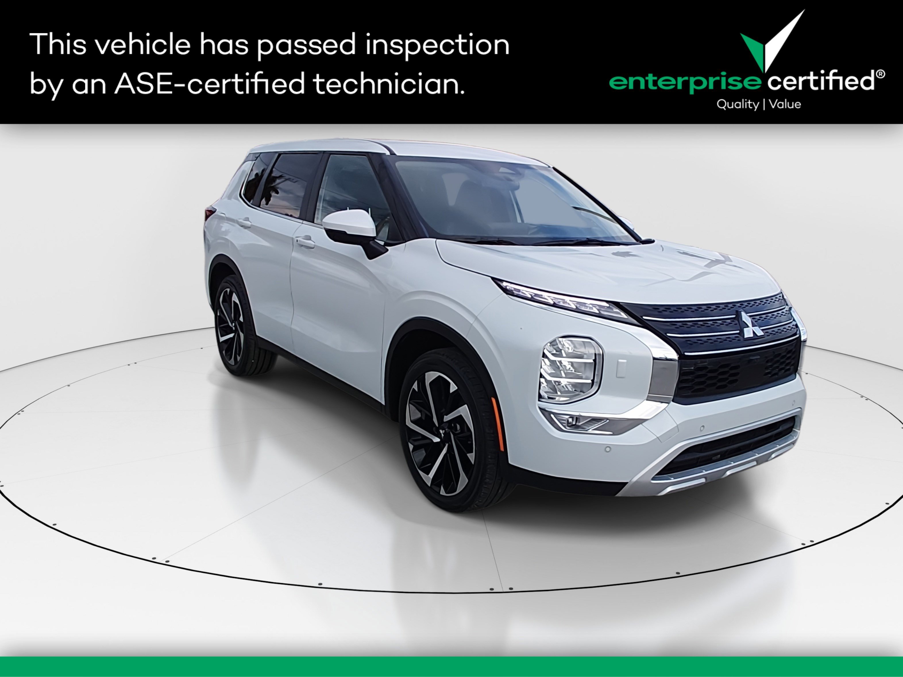 2024 Mitsubishi Outlander SE