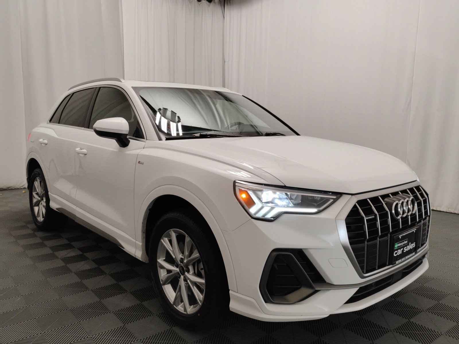 2023 Audi Q3 S line Premium 45 TFSI quattro