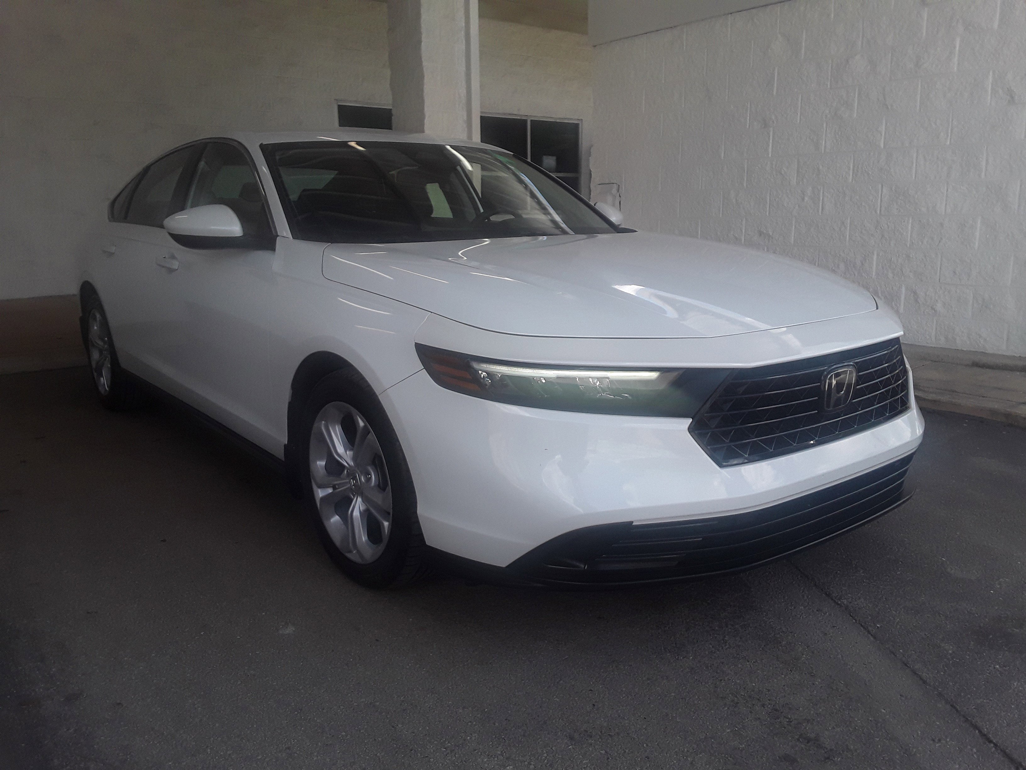 Used 2023 Honda Accord Sedan LX CVT