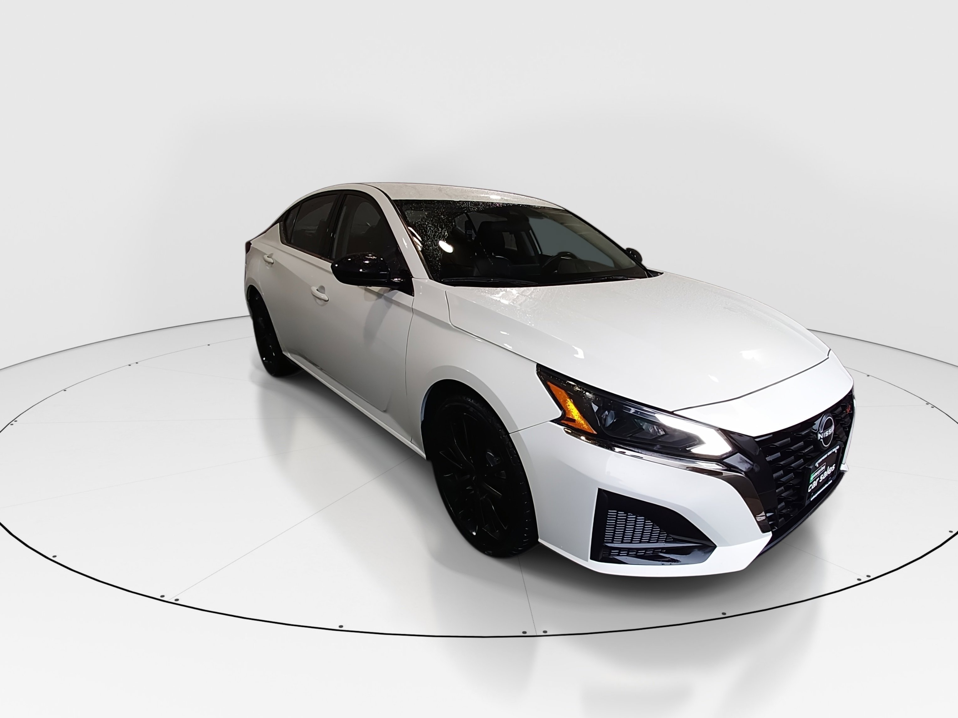 2023 Nissan Altima SR