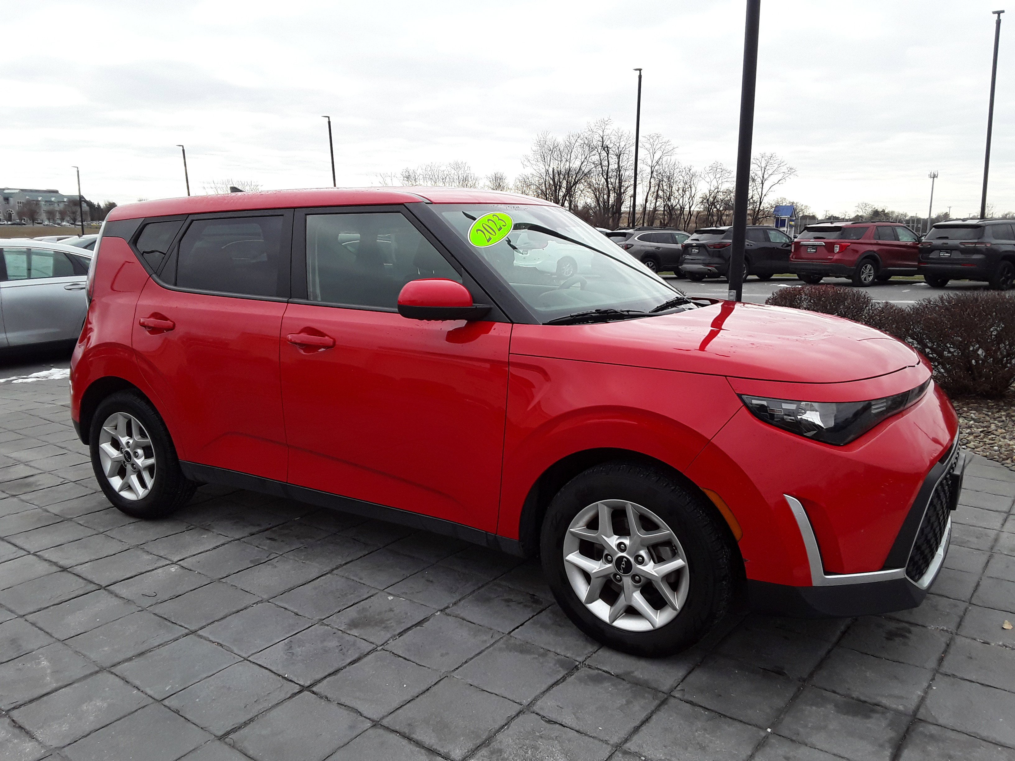 Used 2023 Kia Soul LX IVT