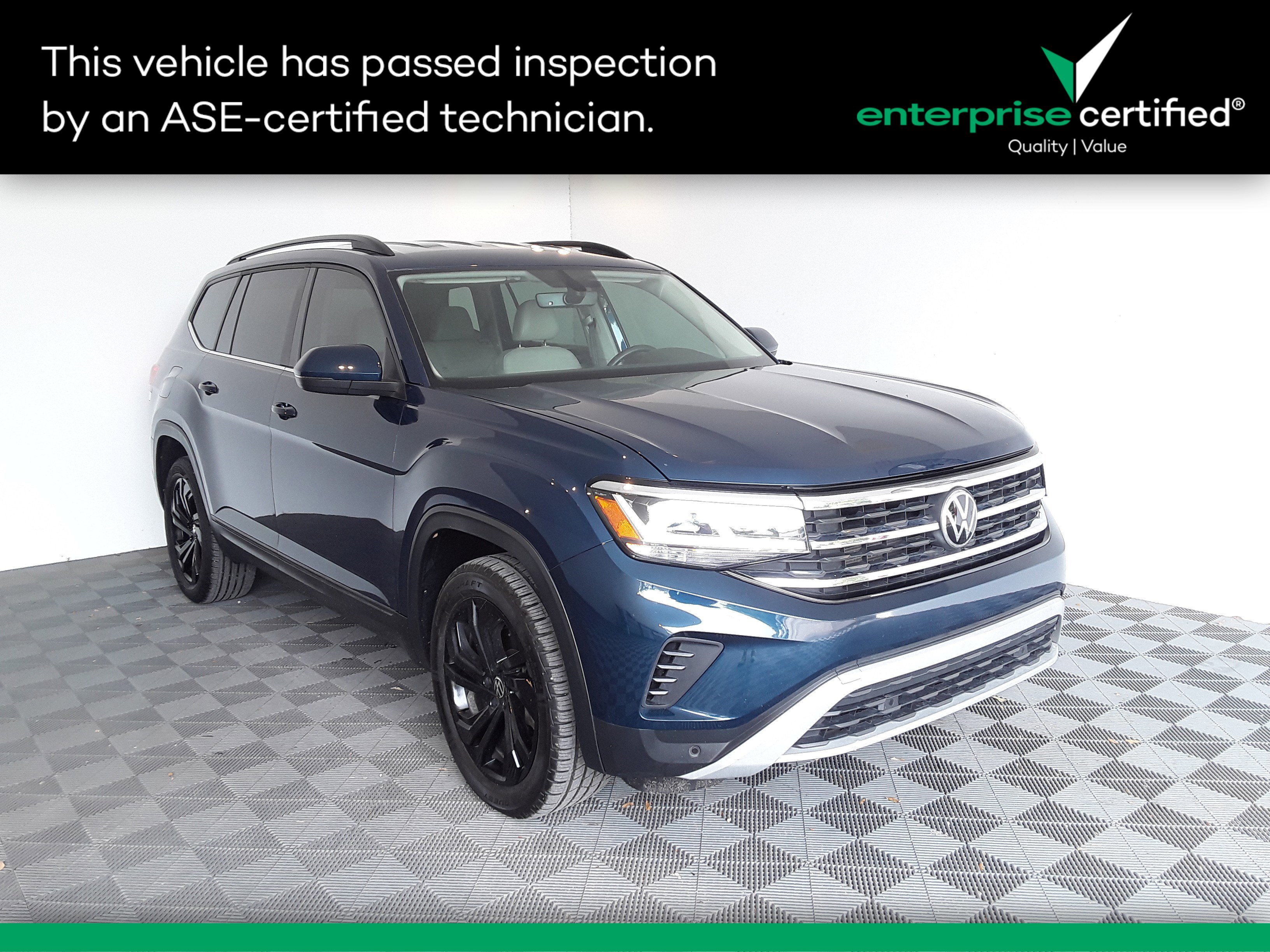 2022 Volkswagen Atlas 2.0T SE w/Technology FWD
