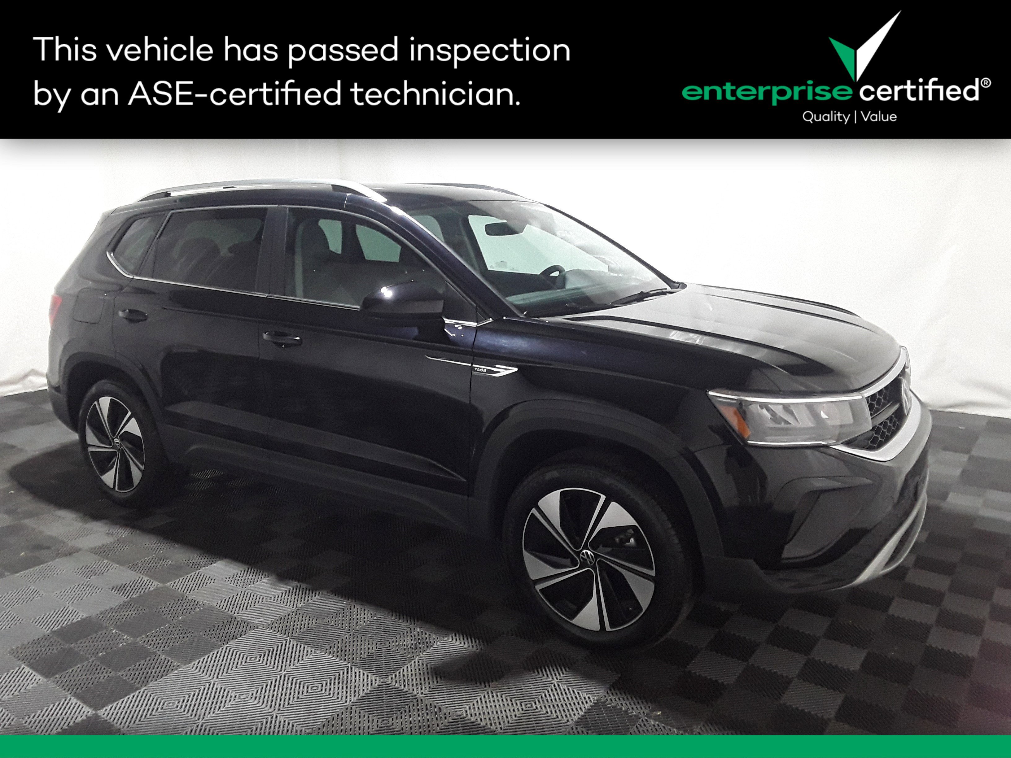 Used 2024 Volkswagen Taos SE 4MOTION