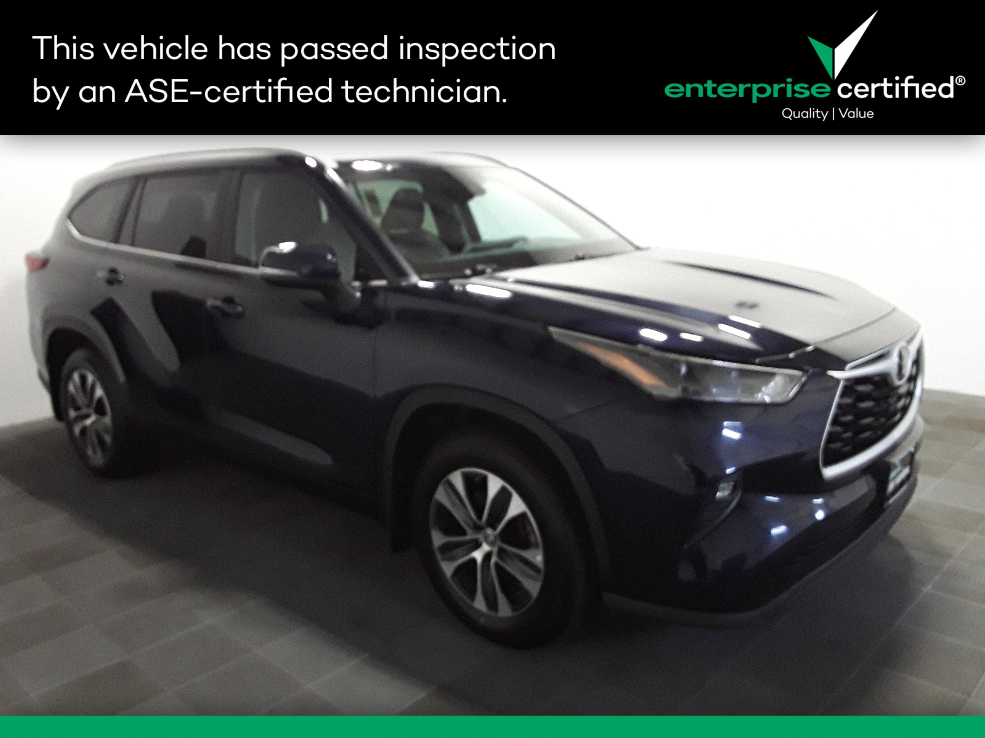 Used 2023 Toyota Highlander 