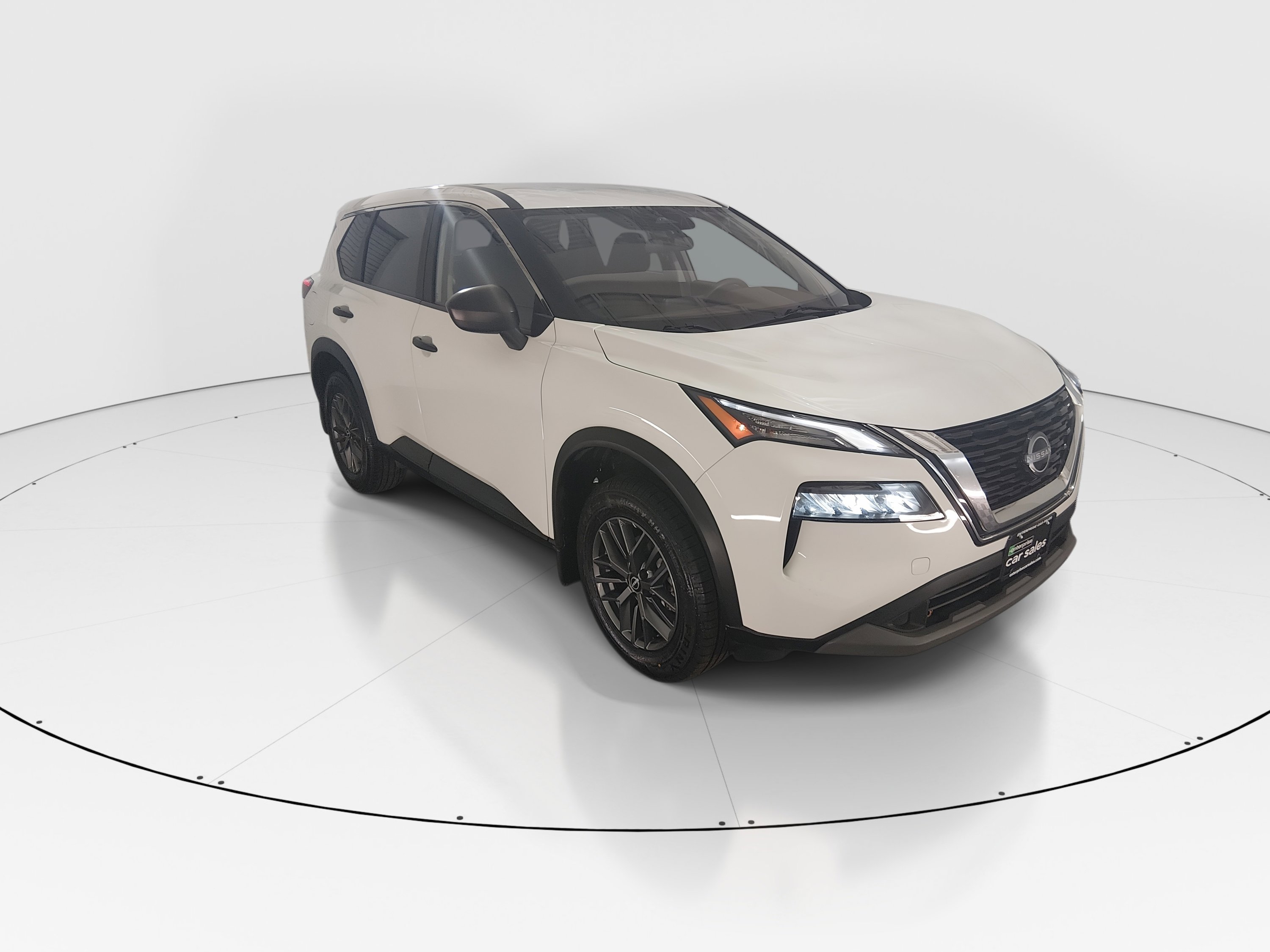 2023 Nissan Rogue S's photo