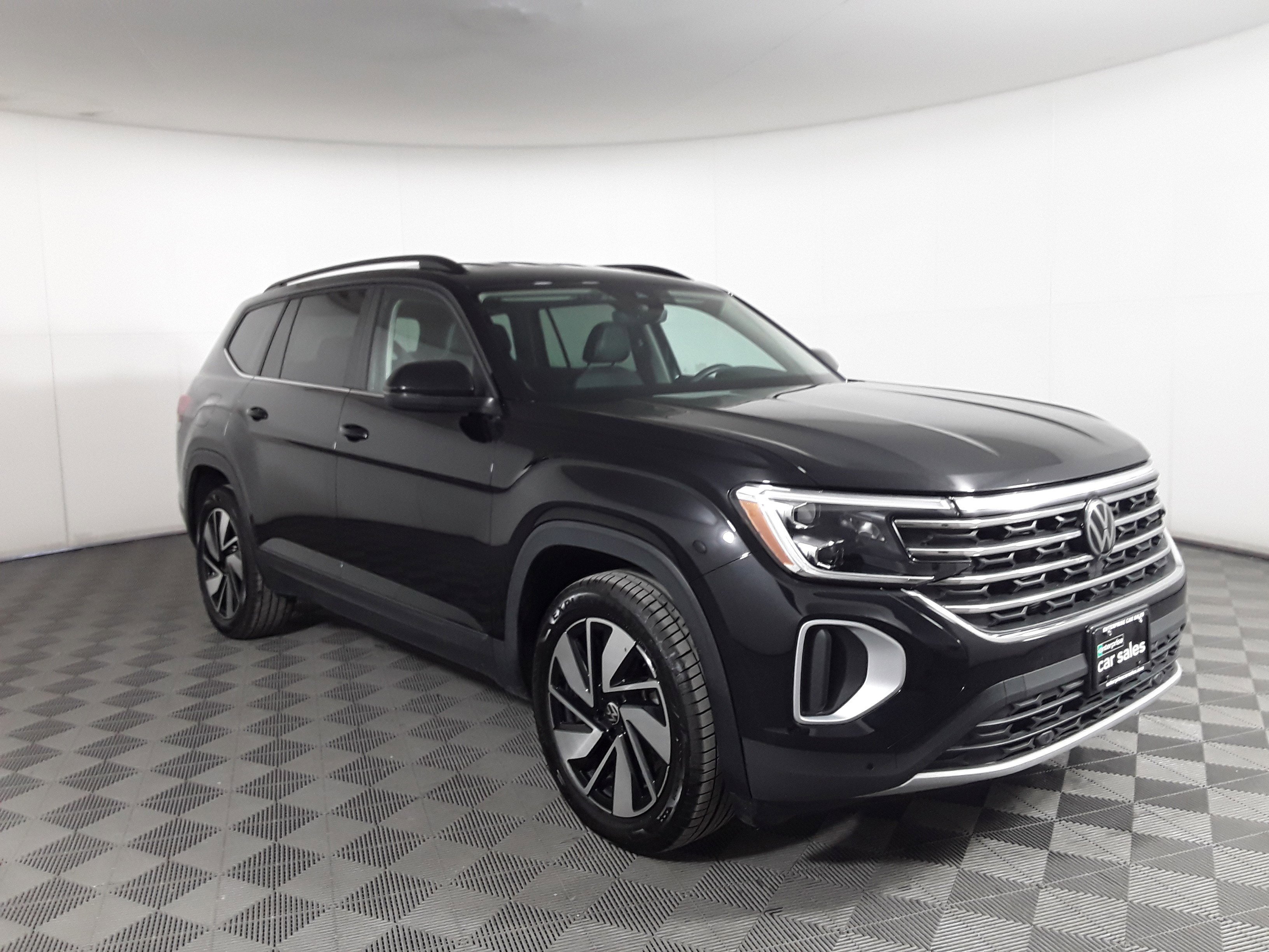 2024 Volkswagen Atlas 2.0T SE w/Technology 4MOTION