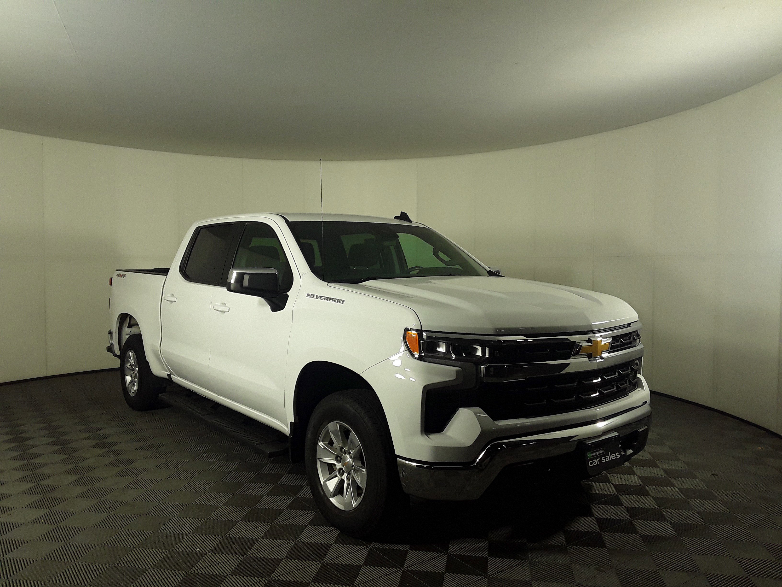 Used 2025 Chevrolet Silverado 1500 4WD Crew Cab 147" LT w/1LT