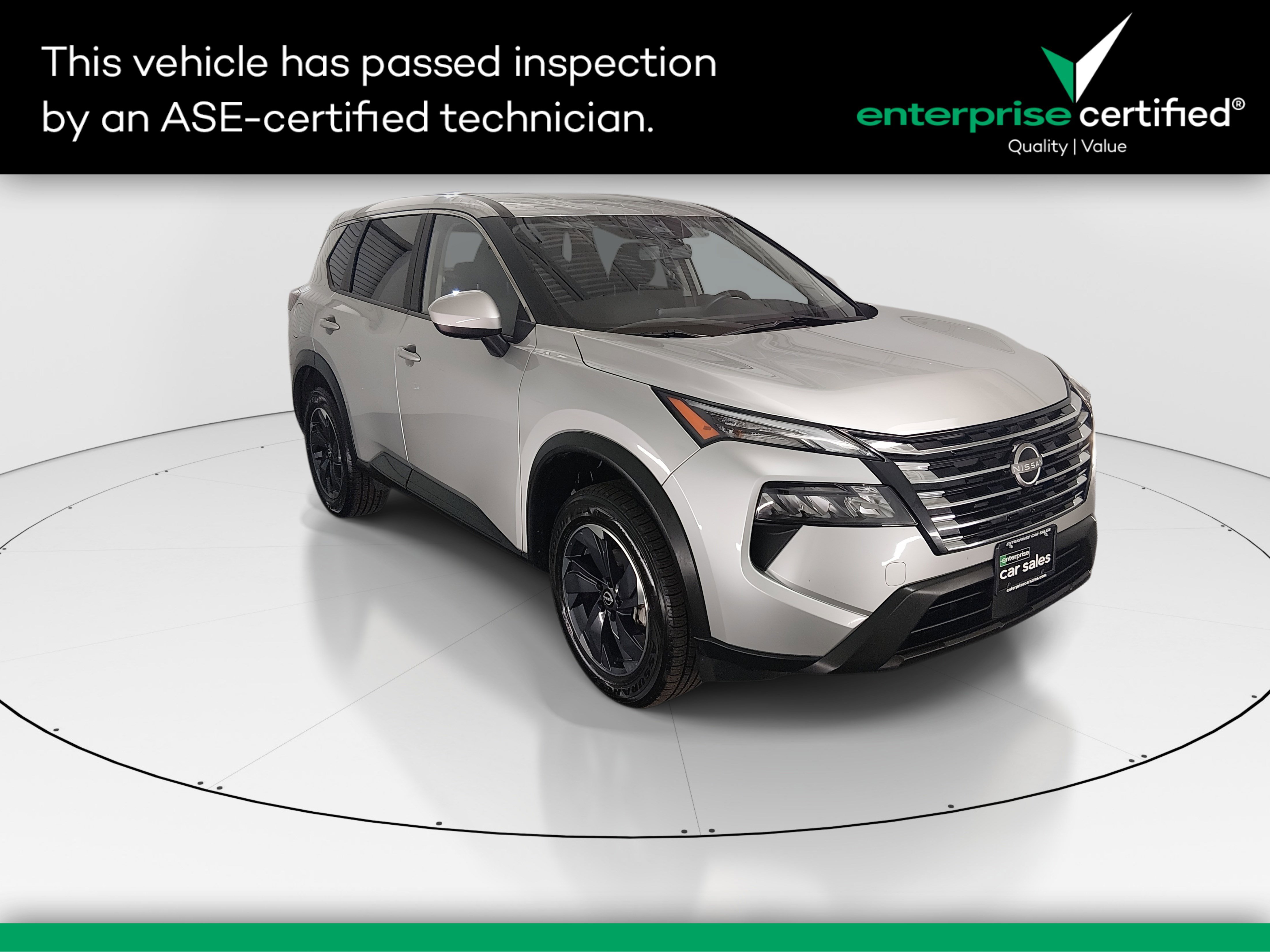 2024 Nissan Rogue SV's photo