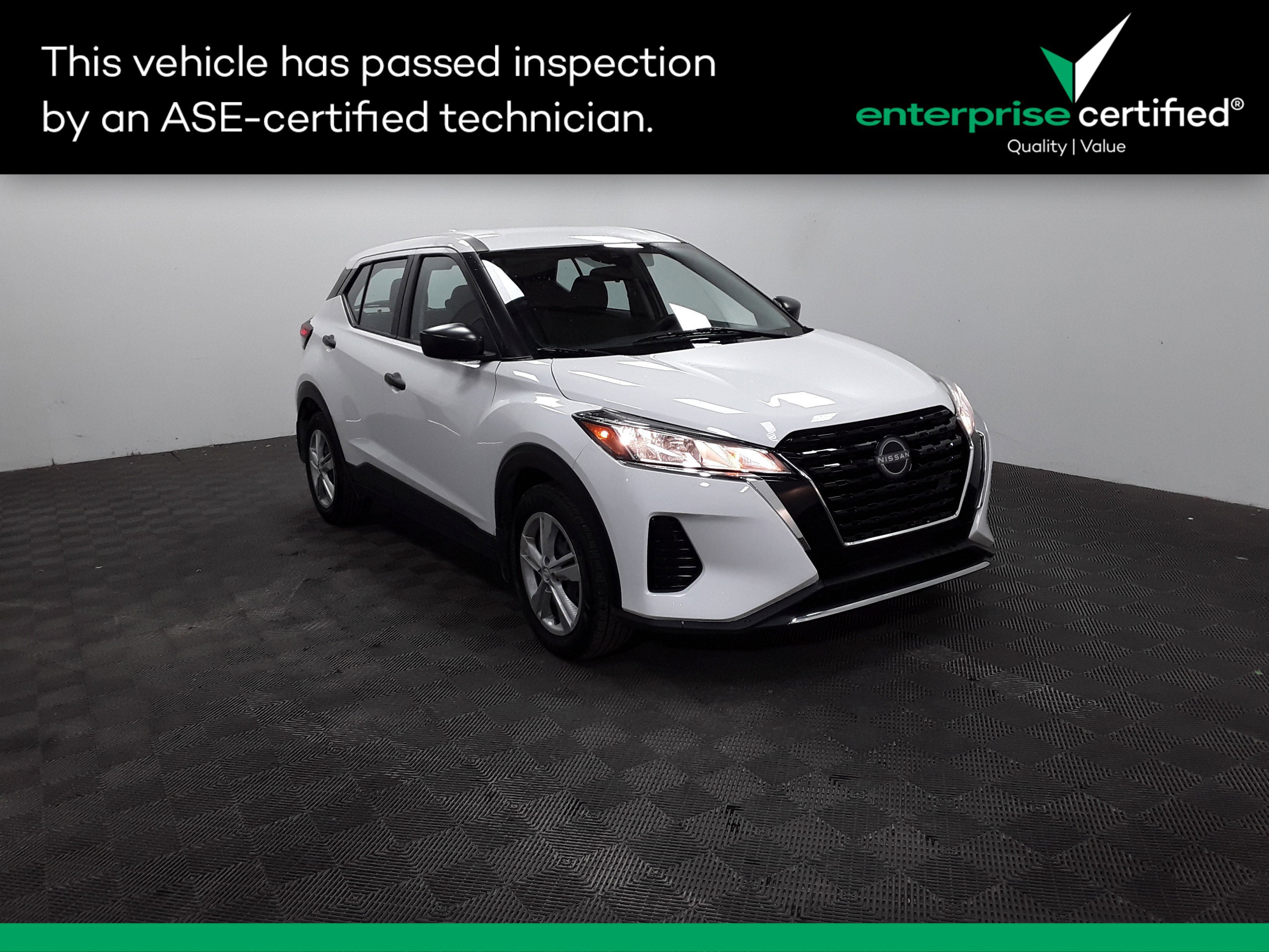 Used 2023 Nissan Kicks S FWD