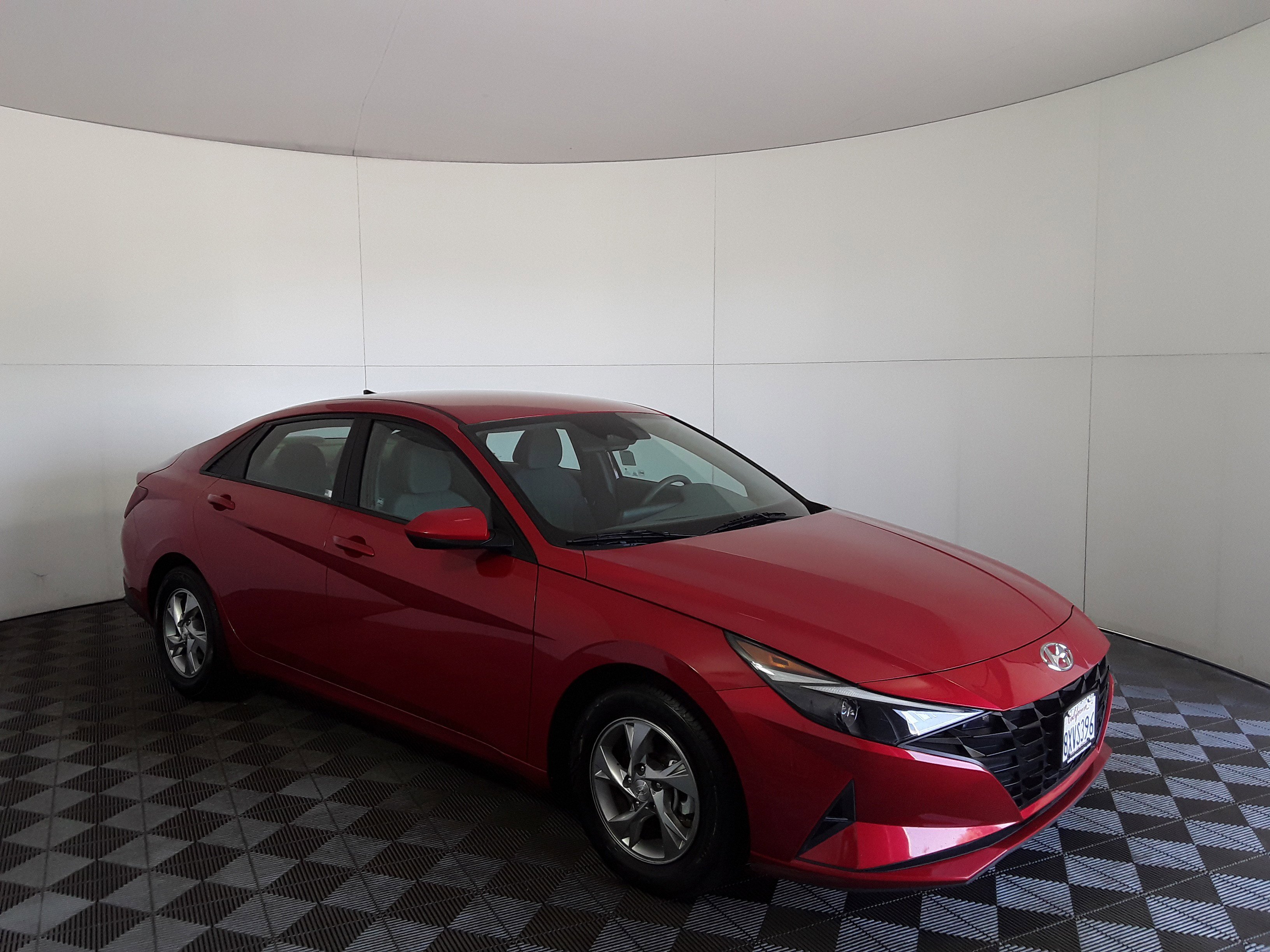 2022 Hyundai Elantra SE IVT