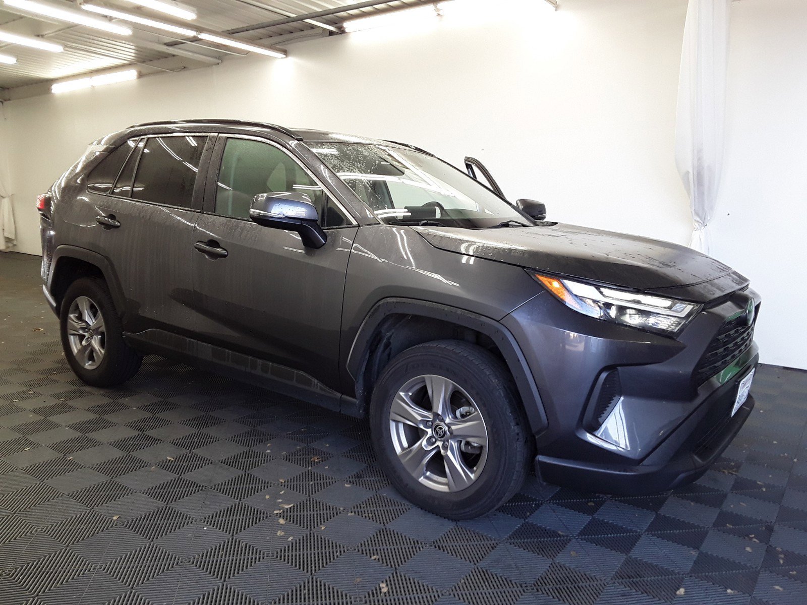 2022 Toyota RAV4 XLE AWD