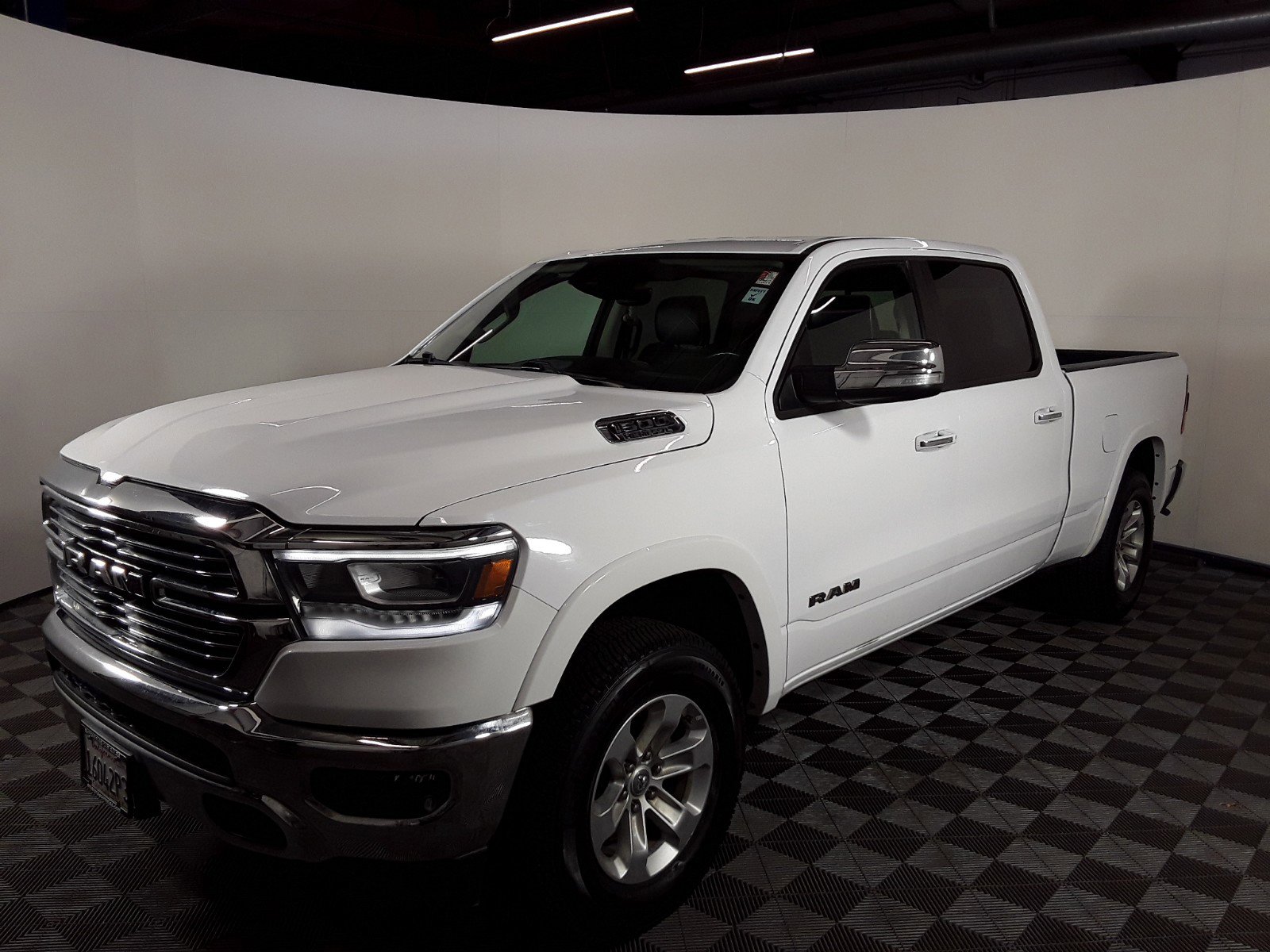 2022 Ram 1500 Laramie 4x4 Crew Cab 6'4