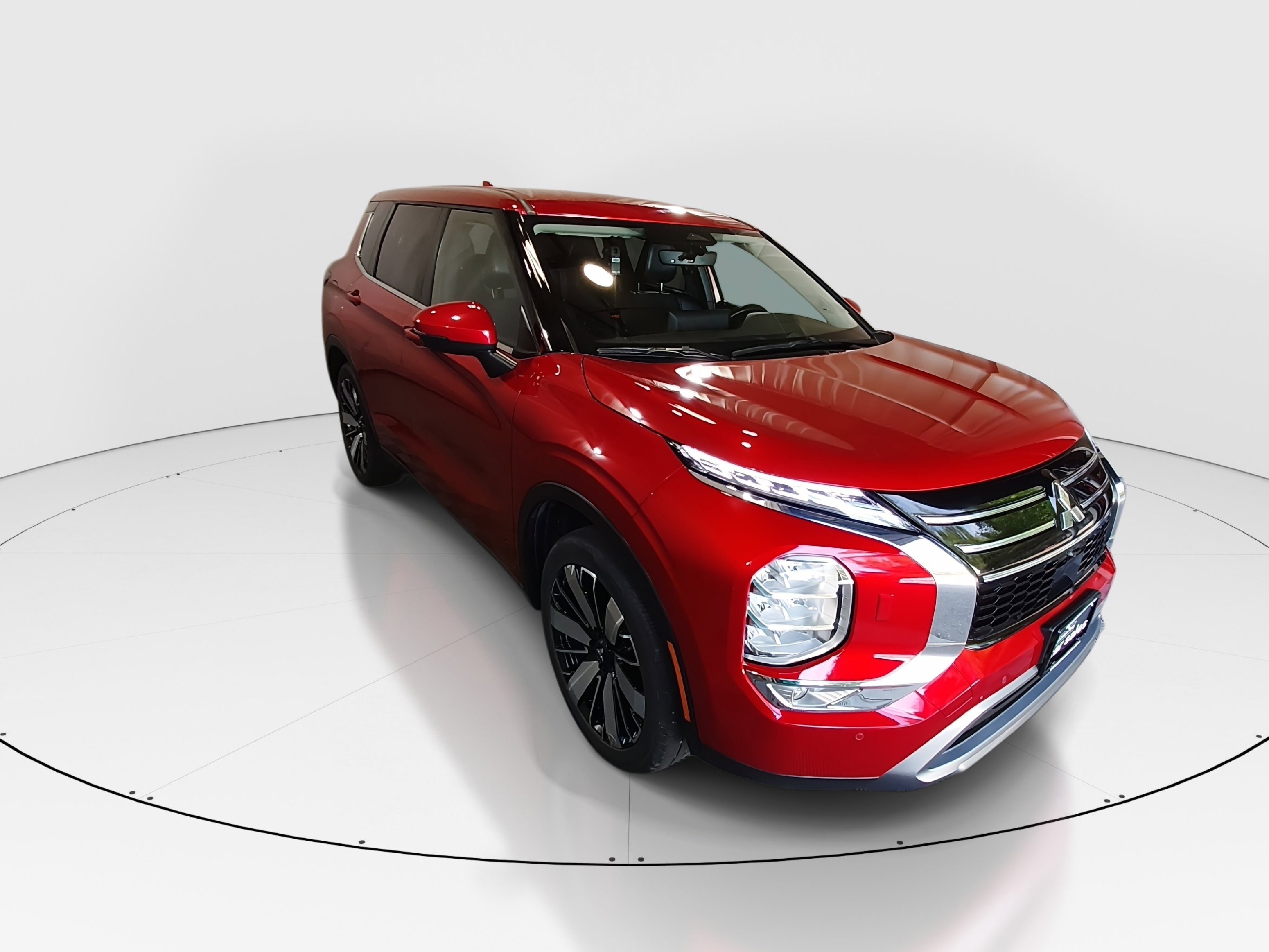 Used 2025 Mitsubishi Outlander SE S-AWC